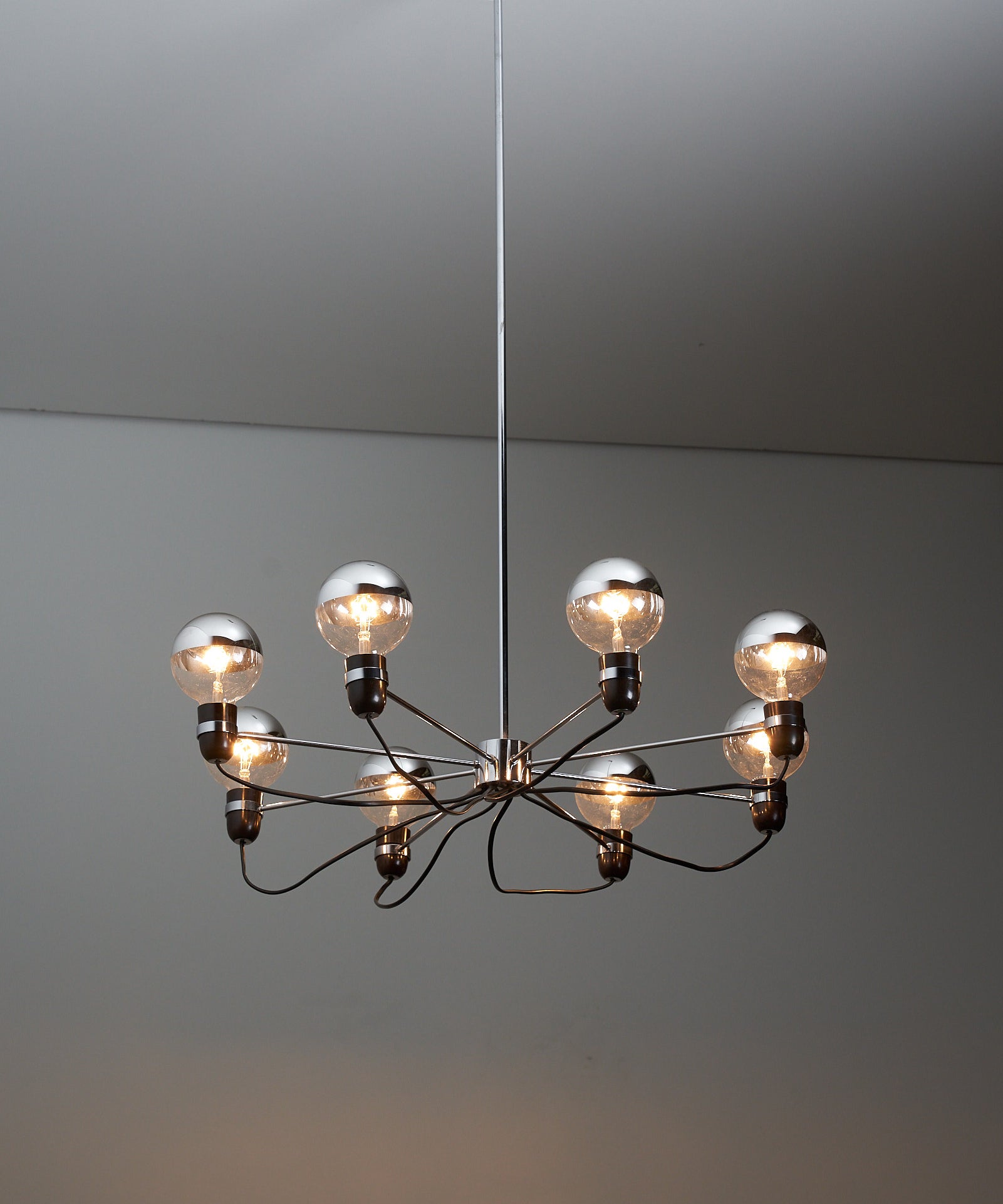 Chrome_8-Bulb_Chandelier_Sarfatti_Style