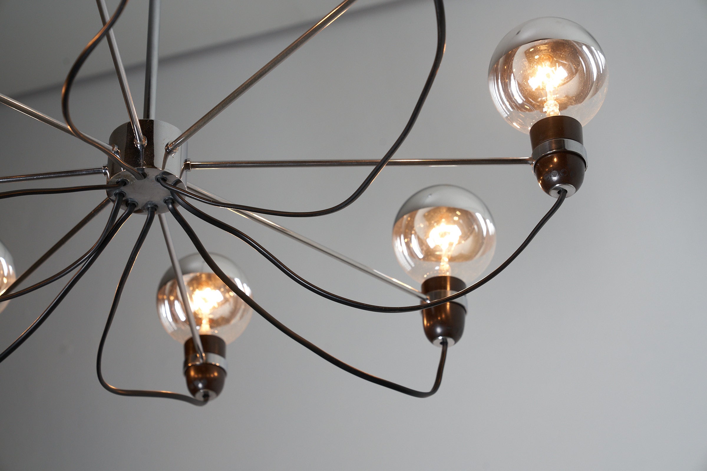 Chrome_8-Bulb_Chandelier_Sarfatti_Style