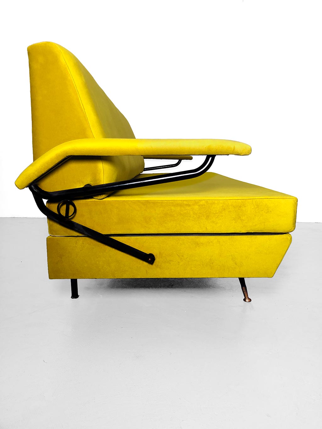 Classic_Italian_50_s_Dormeuse_Daybed_Dttributed_to_the_Bottega_Borsani_from_Varedo