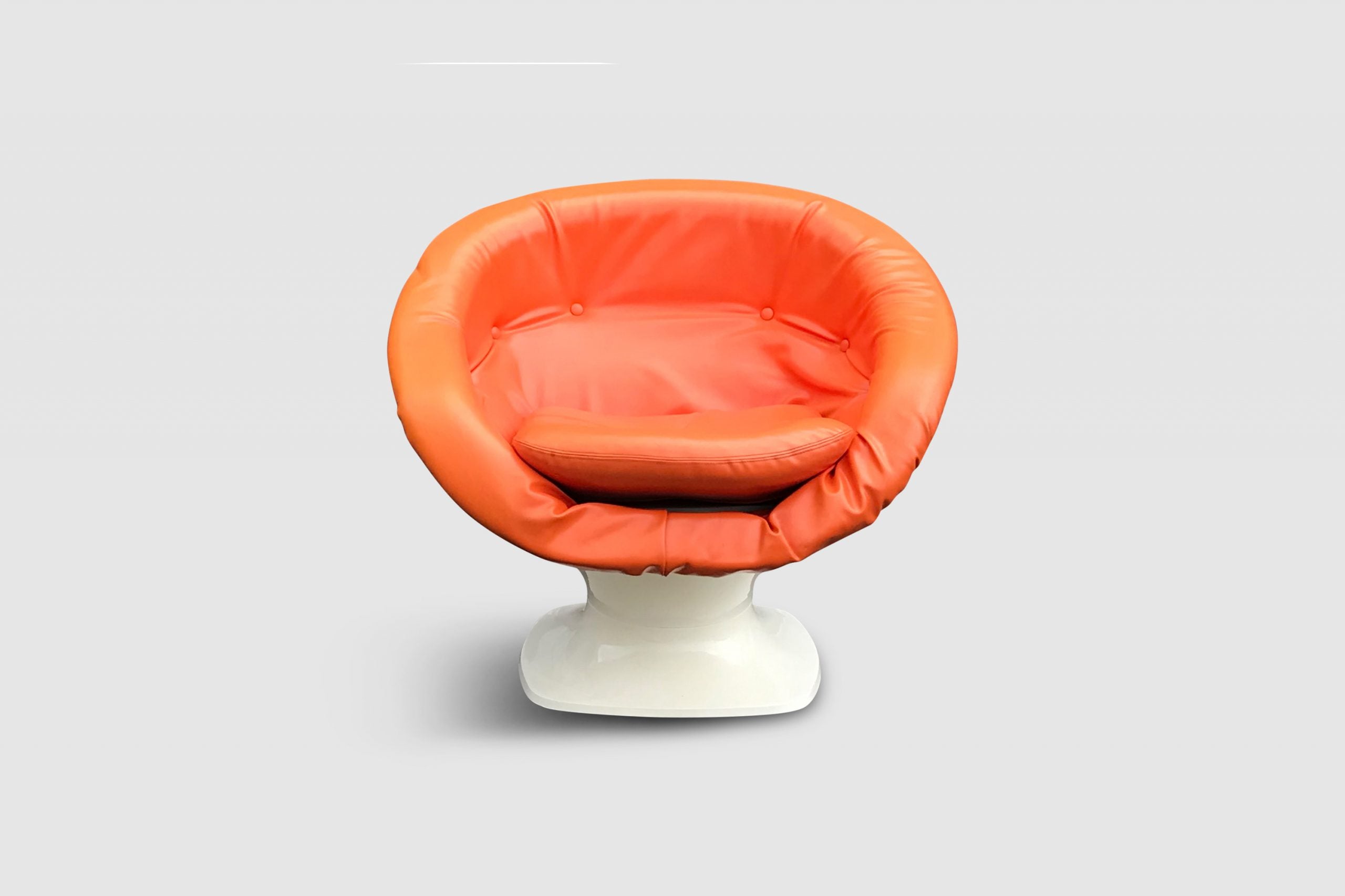 Club_space_age_chair_by_Raphael_Raffel_France_1960s
