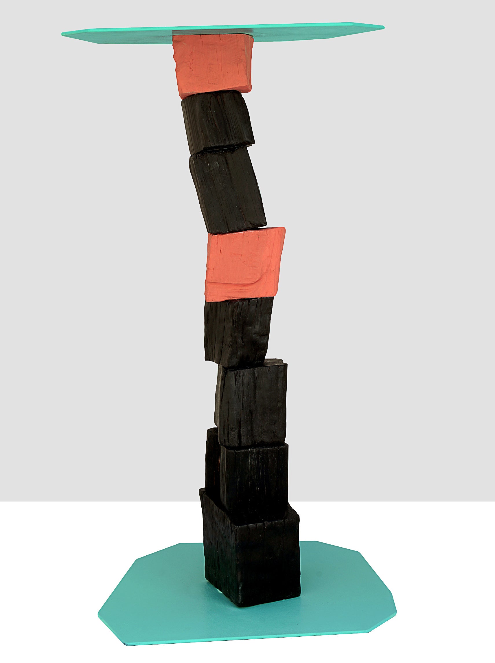 Coffee_table_Equilibrium