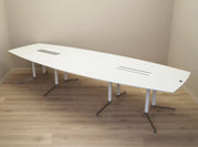 Conference_table_Danish_design_2016_designer_Paul_Leroy_manufacturer_Paustian