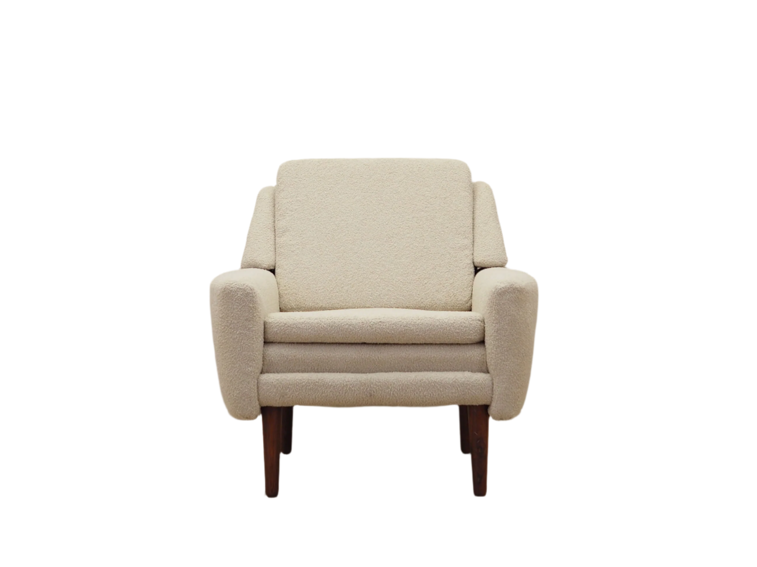 Cream_armchair_in_Danish_design_1970s_production_Denmark