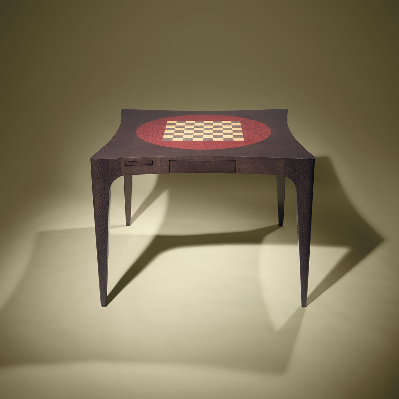DAMA_game_Table