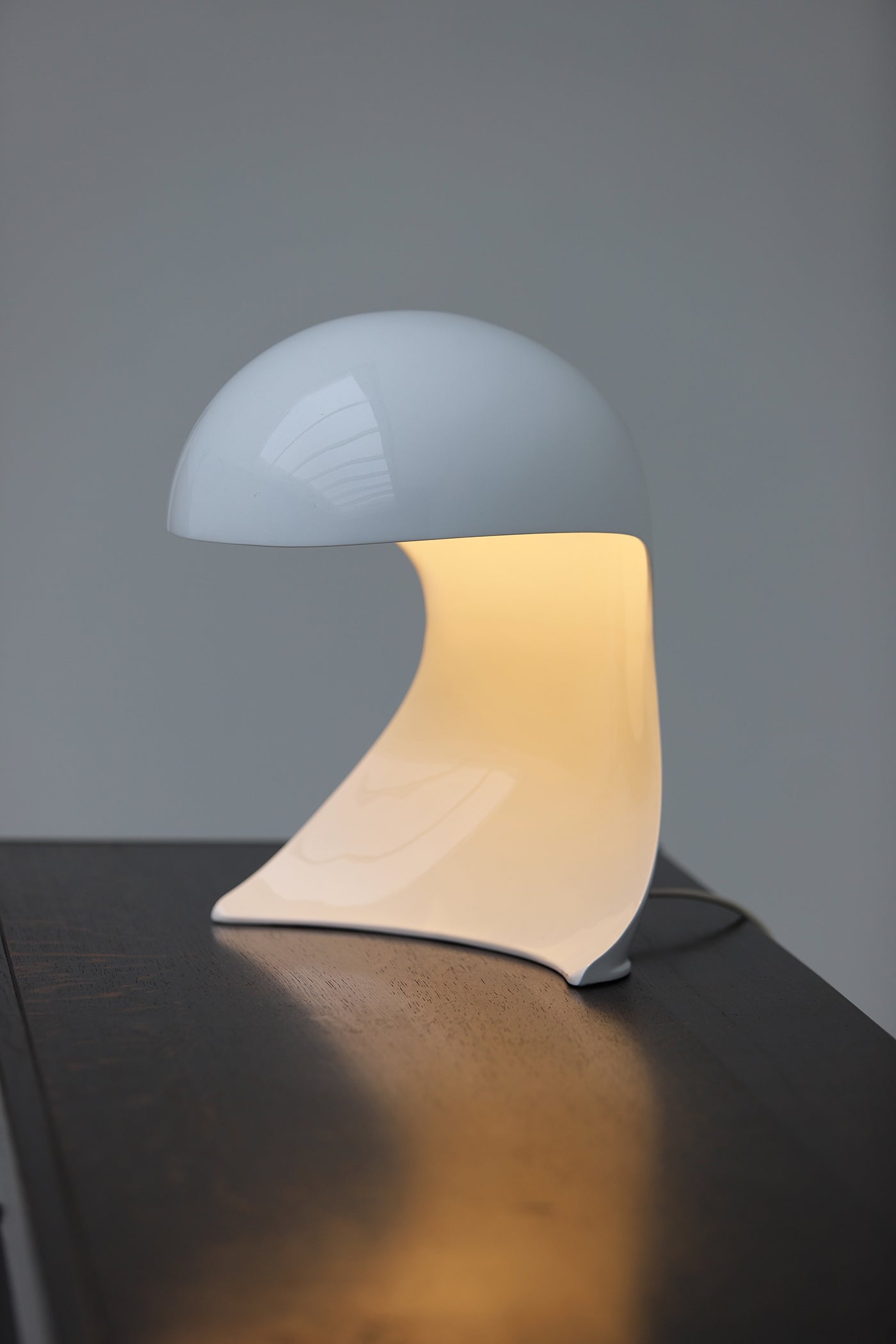 Dania_Table_Lamp_by_Dario_Tognon_And_Studio_Celli_for_Artemide