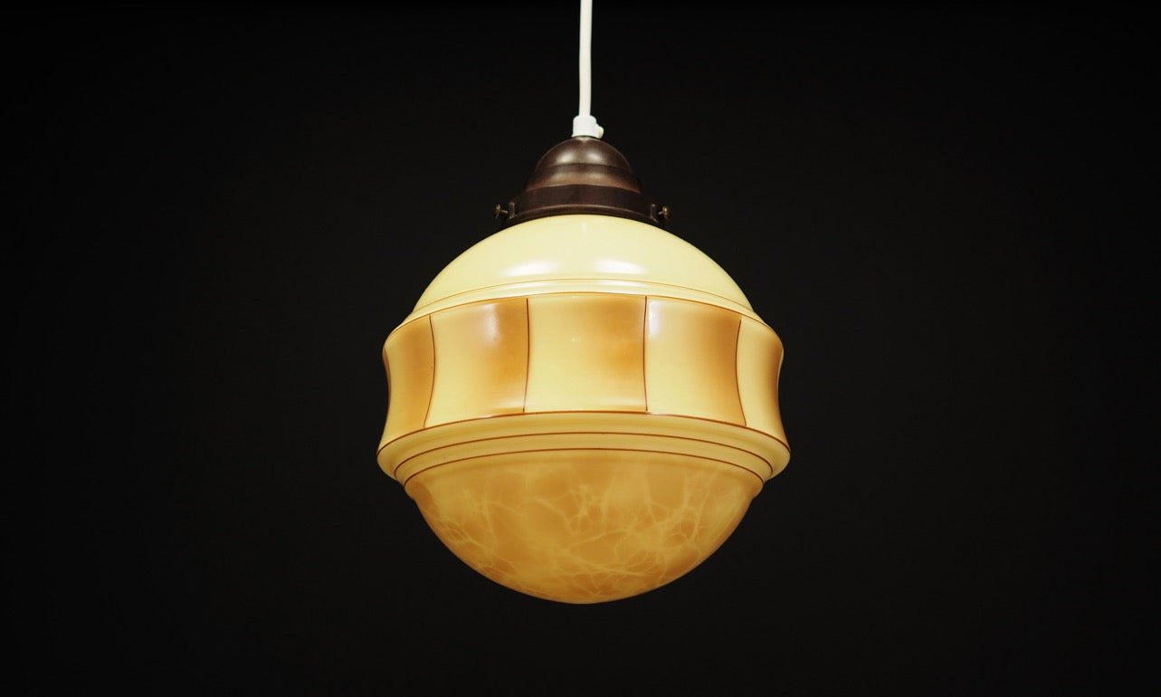 Danish_Glass_Pendant_Lamp_from_1970s_Denmark