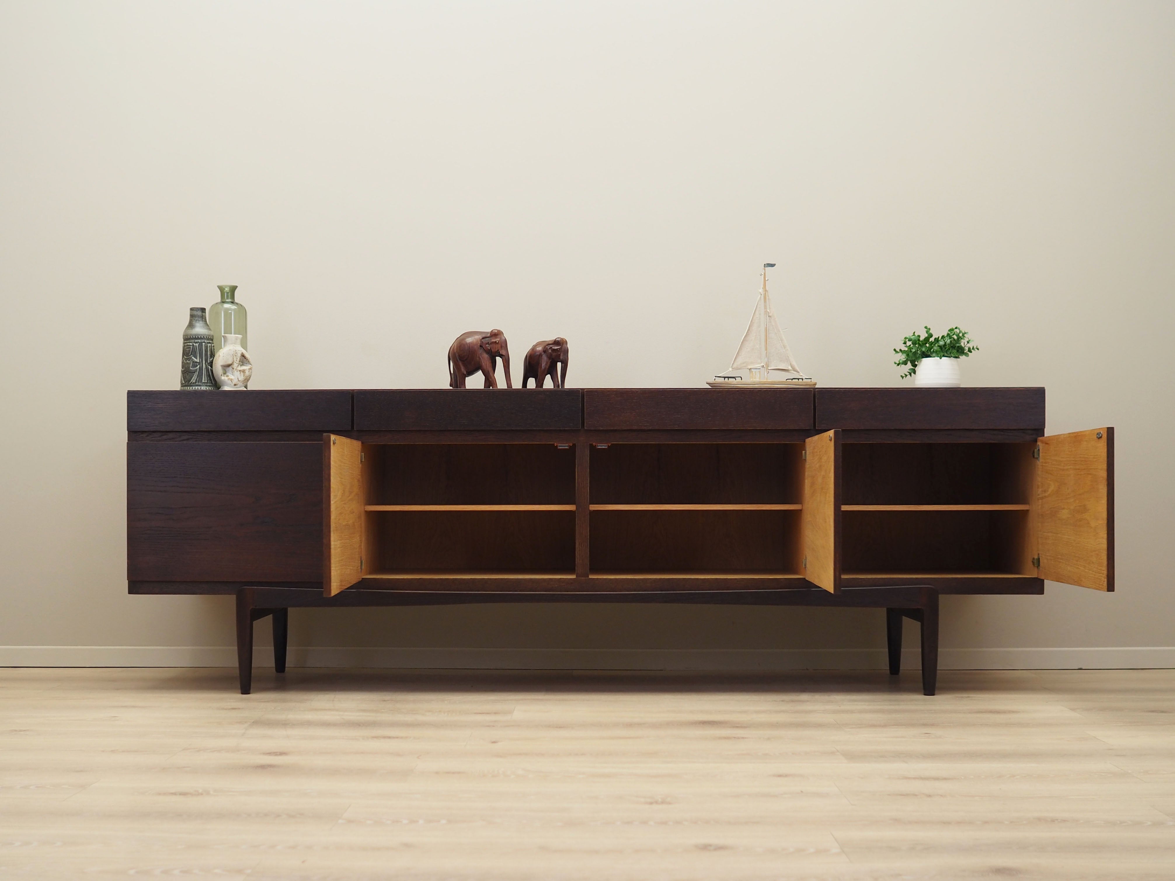 Danish_Oak_Sideboard_by_Ib_Kofod_Larsen_for_Faarup_M_belfabrik_1970s