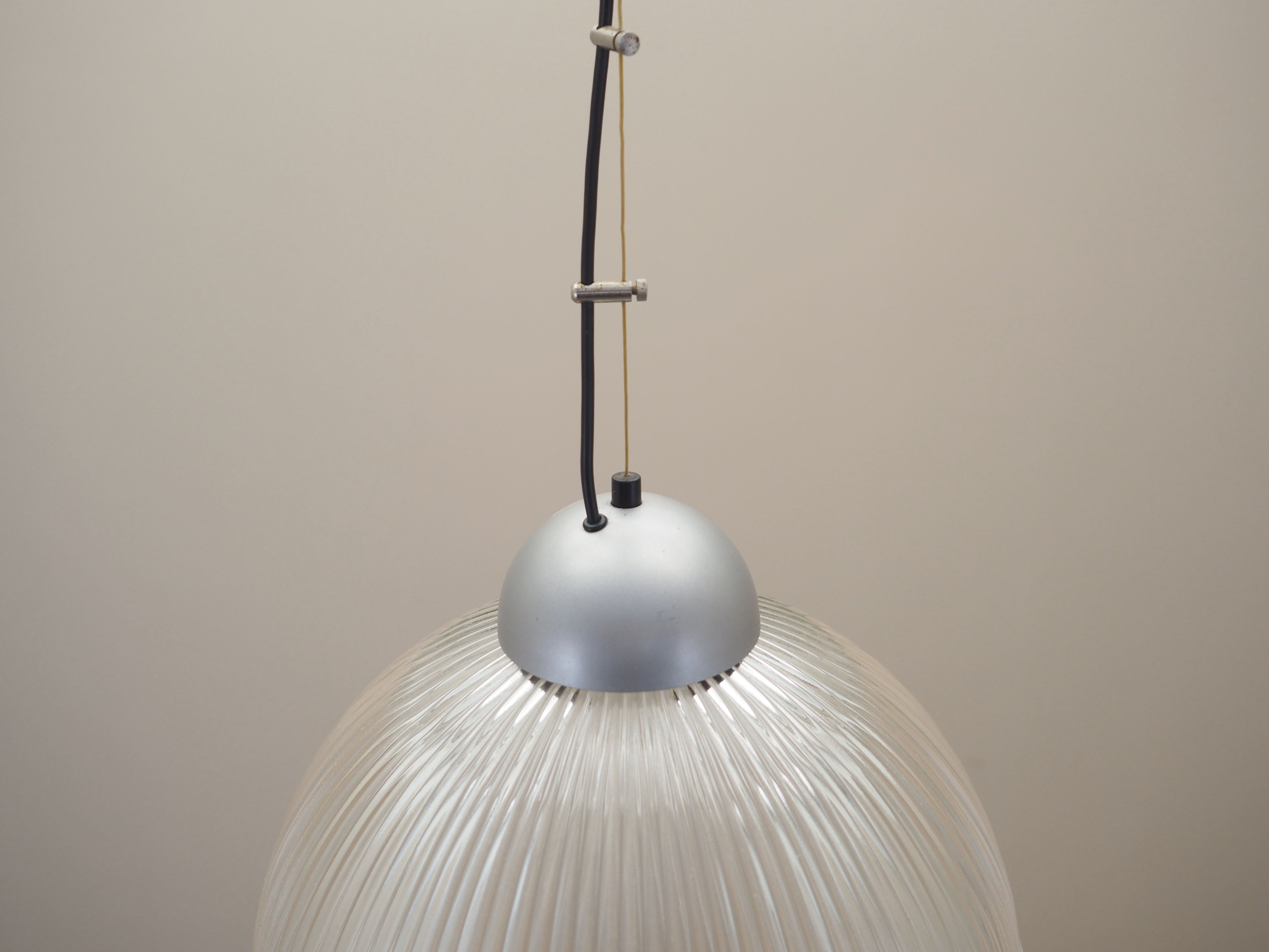 Danish_Pendant_Lamp_1970s