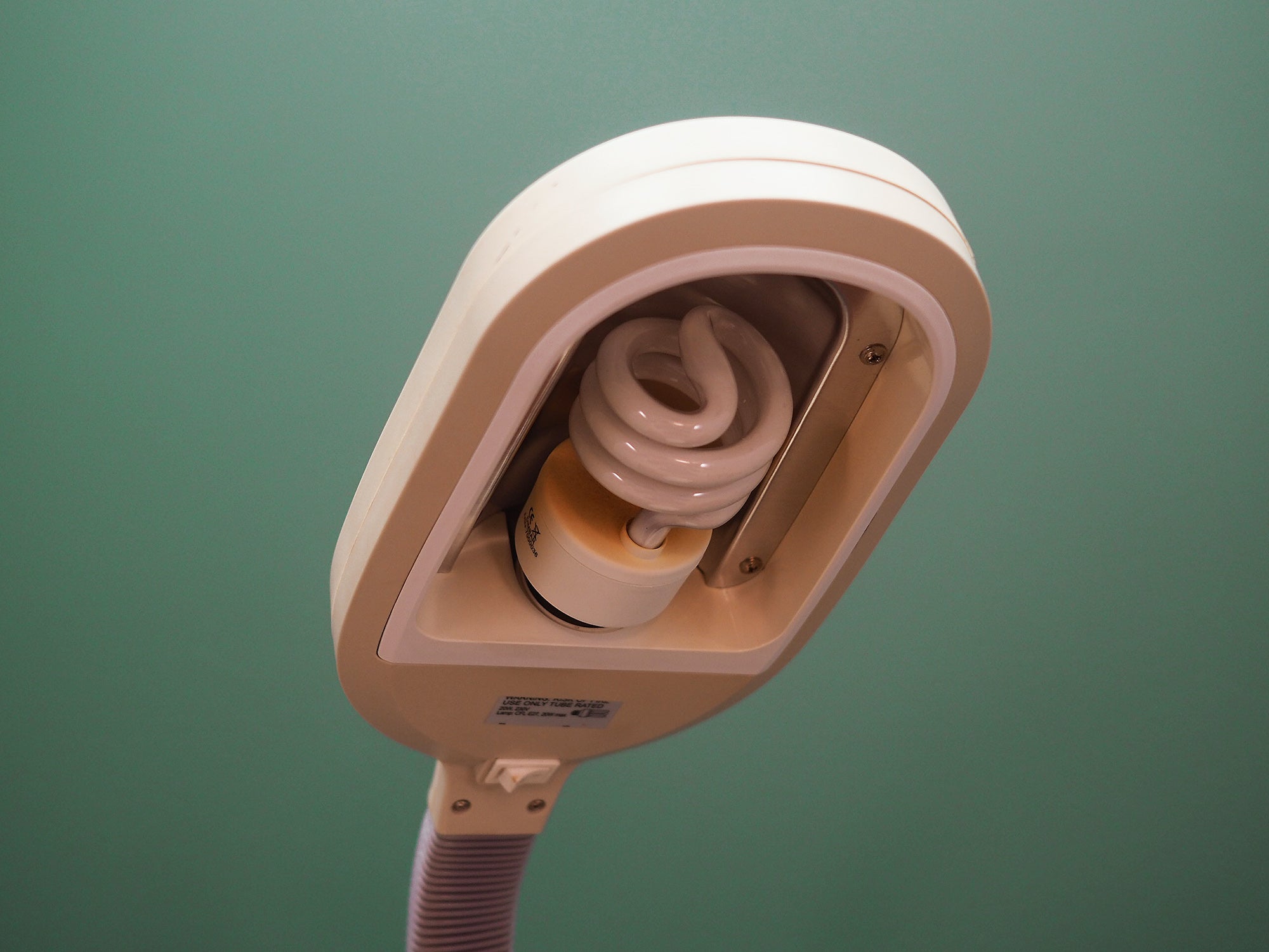 Desk_lamp_Danish_design_1960s_producent_Denmark