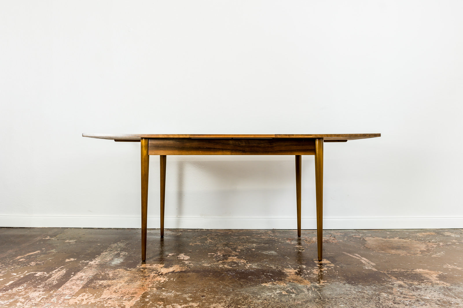 Dining_table_Bytomskie_Fabryki_Mebli_Poland_1960_s