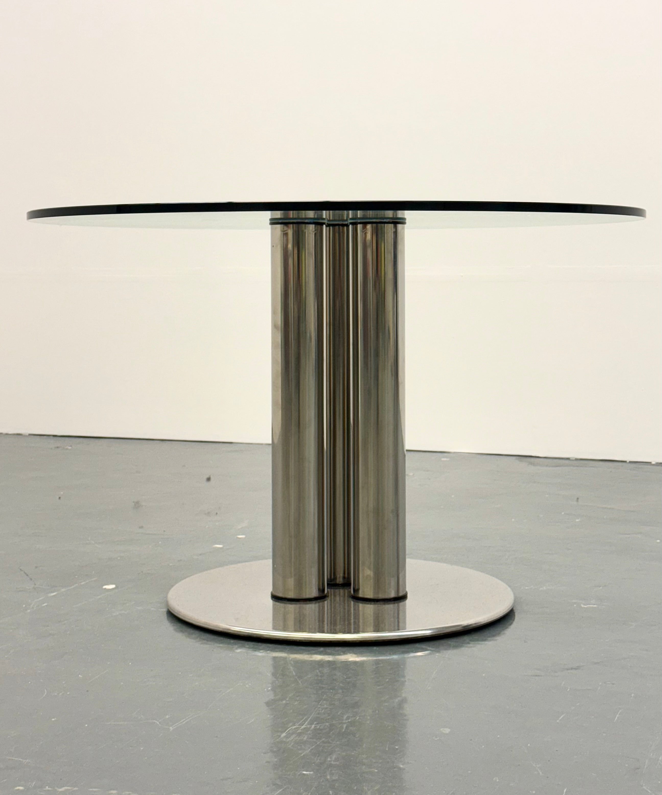 Dining_table_Model_2532_by_Marco_Zanuso_for_Zanotta