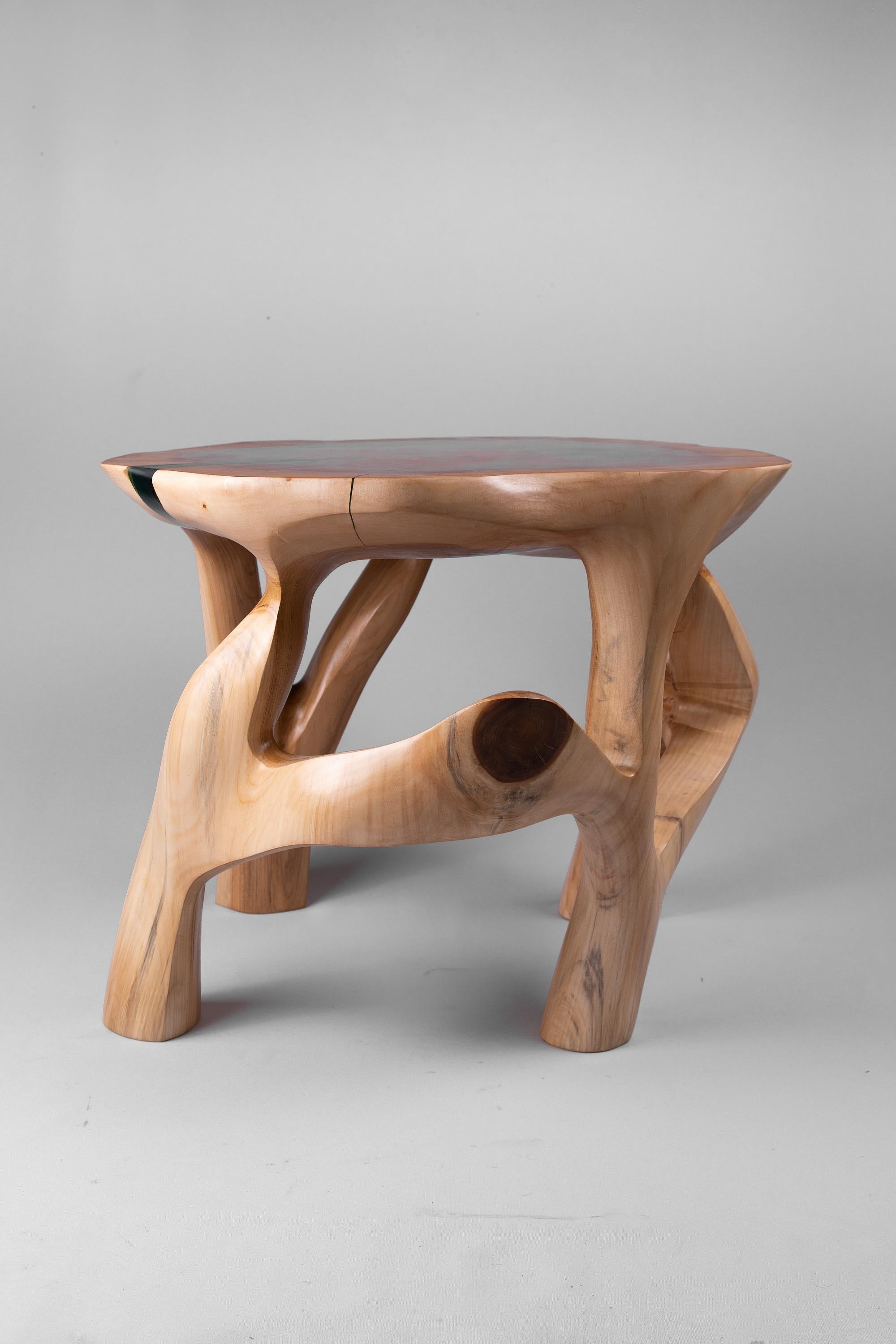 Domus_Solid_Wood_Sculptural_Side_Table_Original_Contemporary_Design_Lognitur