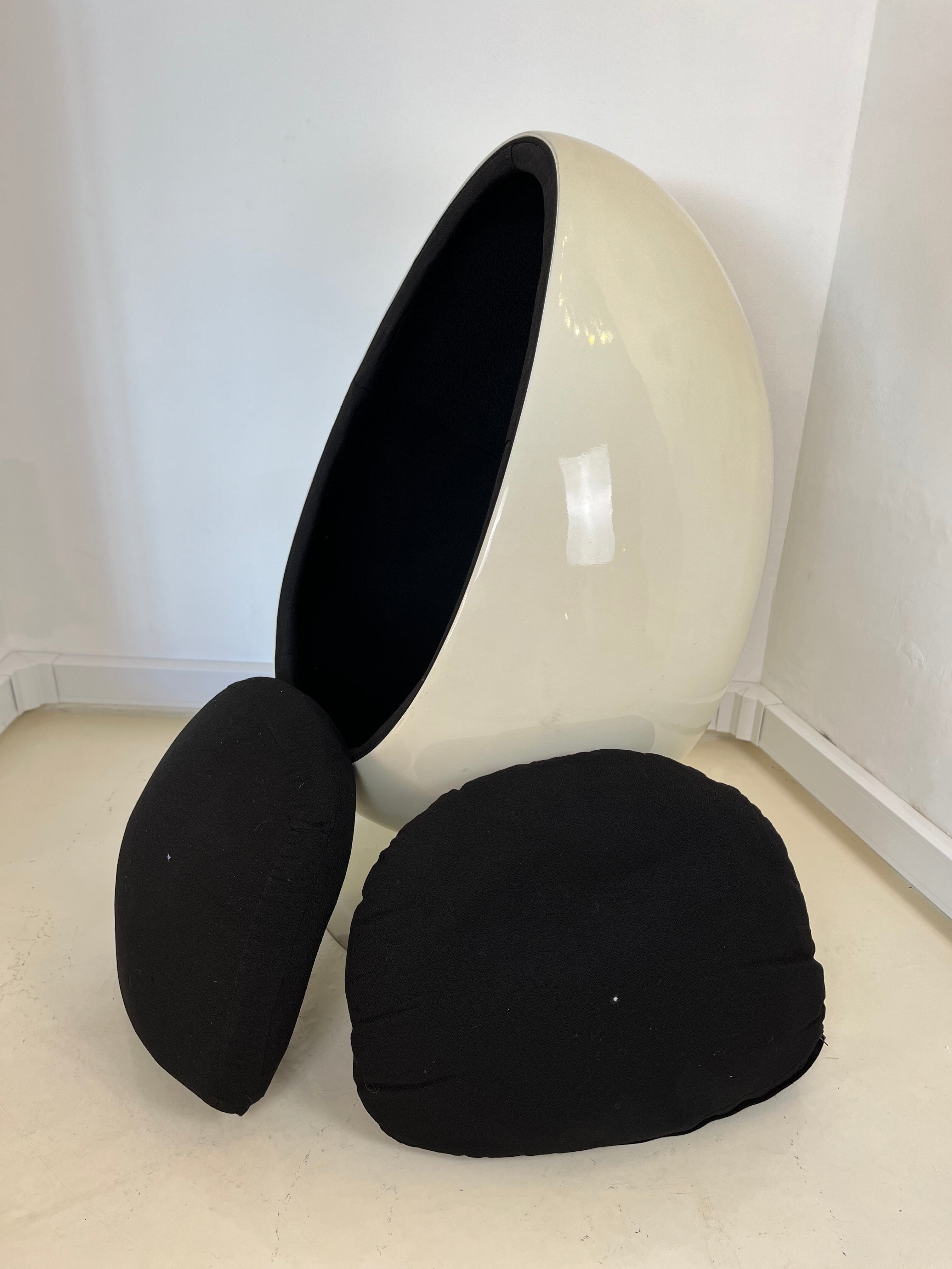 Egg_chair