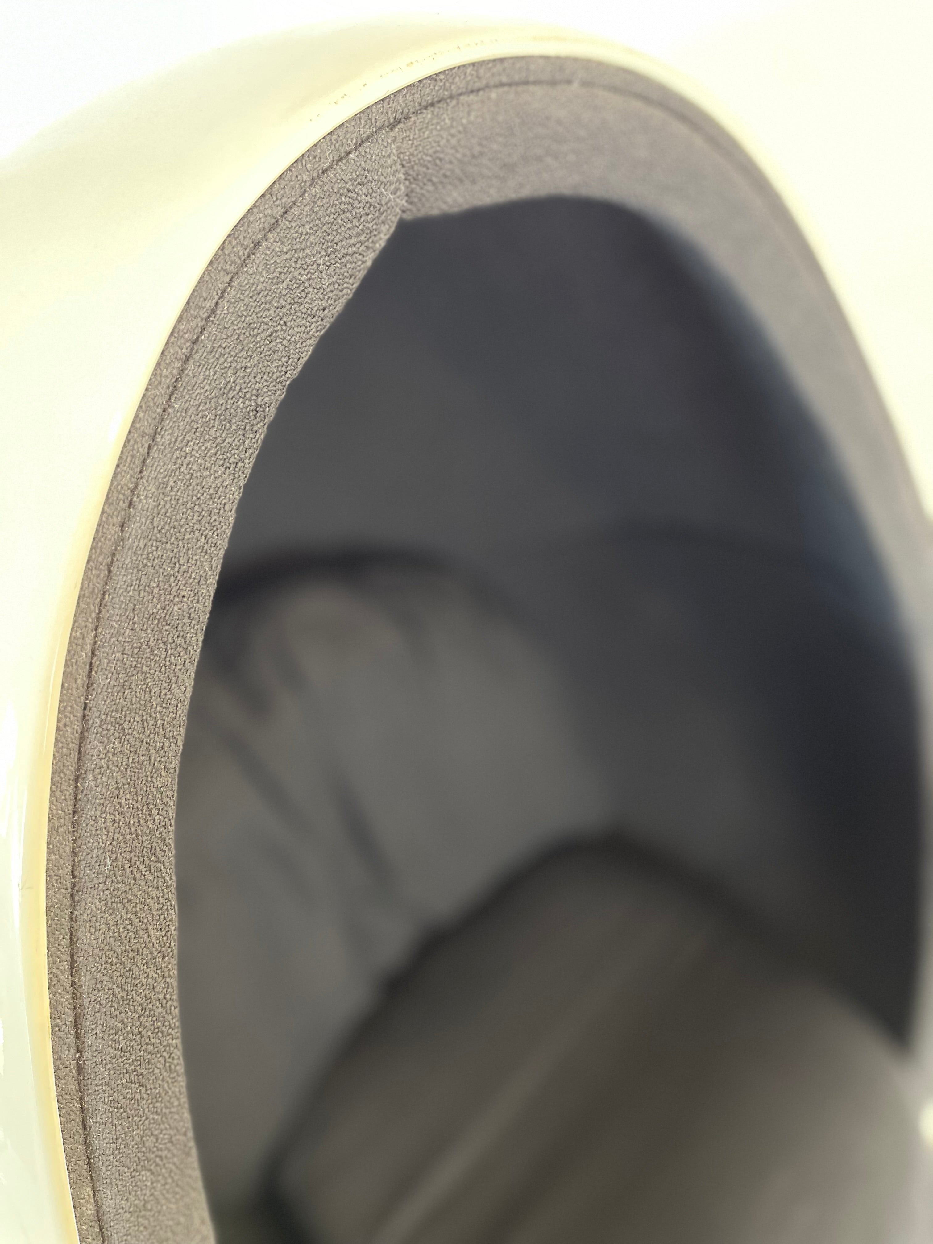 Egg_chair