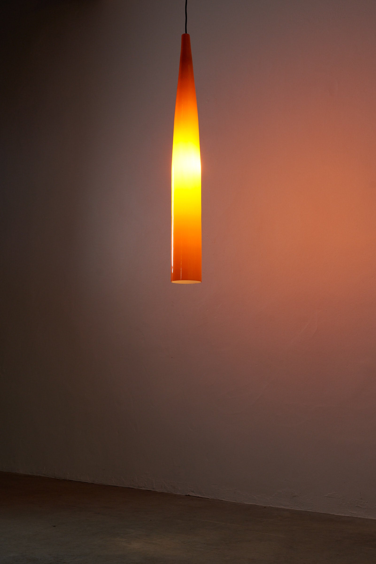 Elegant_Murano_Glass_Pendant_Vistosi
