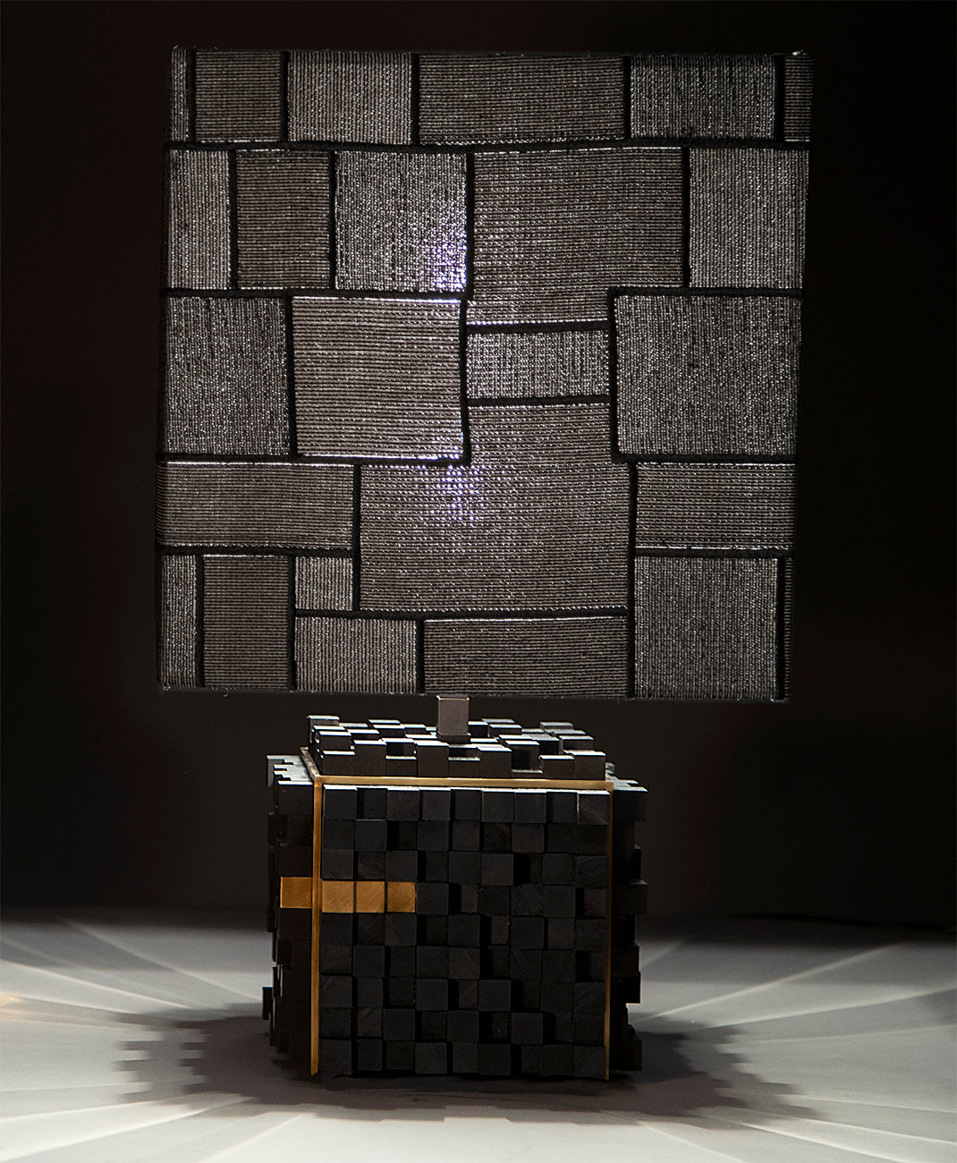 Envie_Table_Lamp