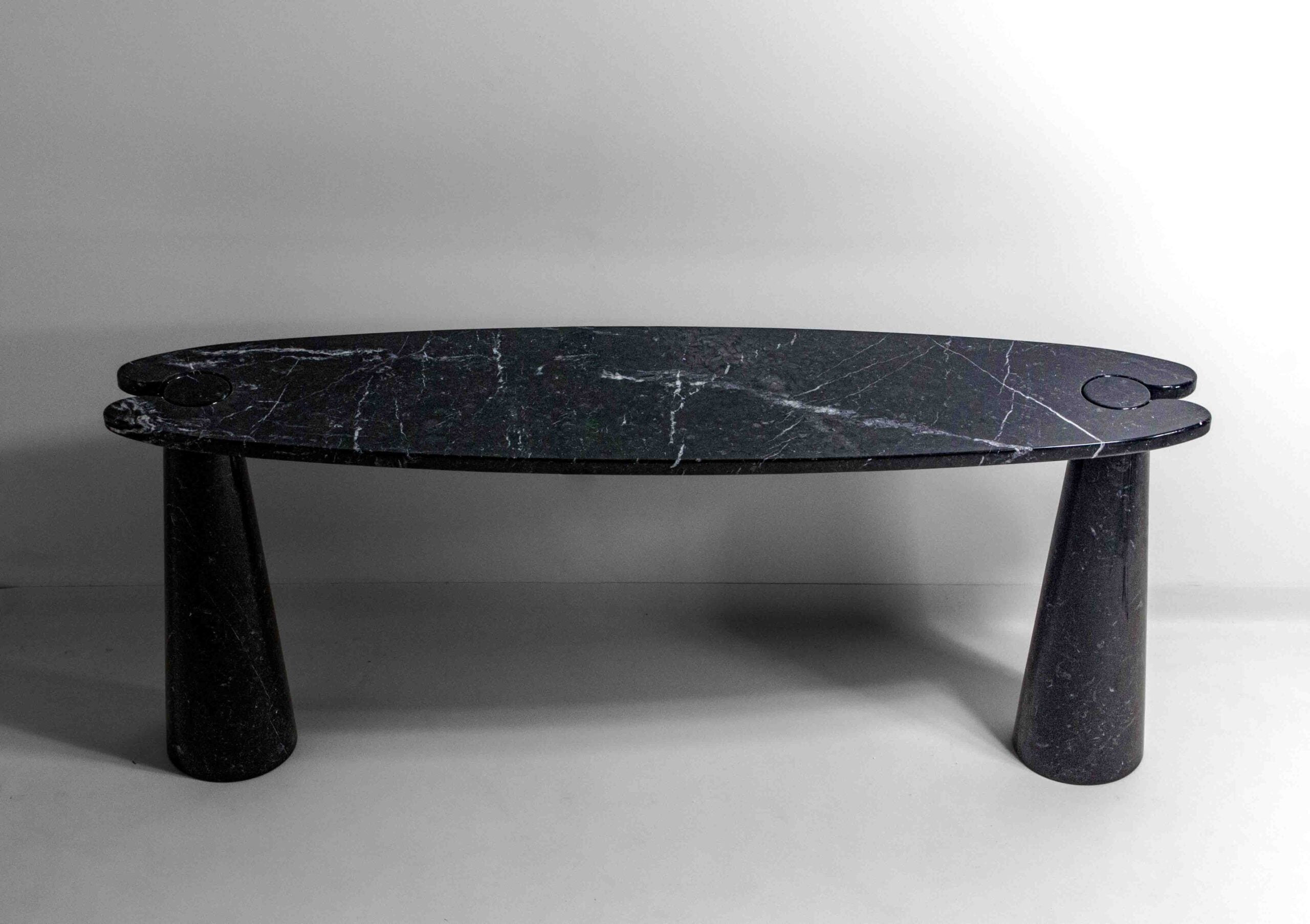 Eros_console_by_Mangiarotti_in_black_marquina_marble