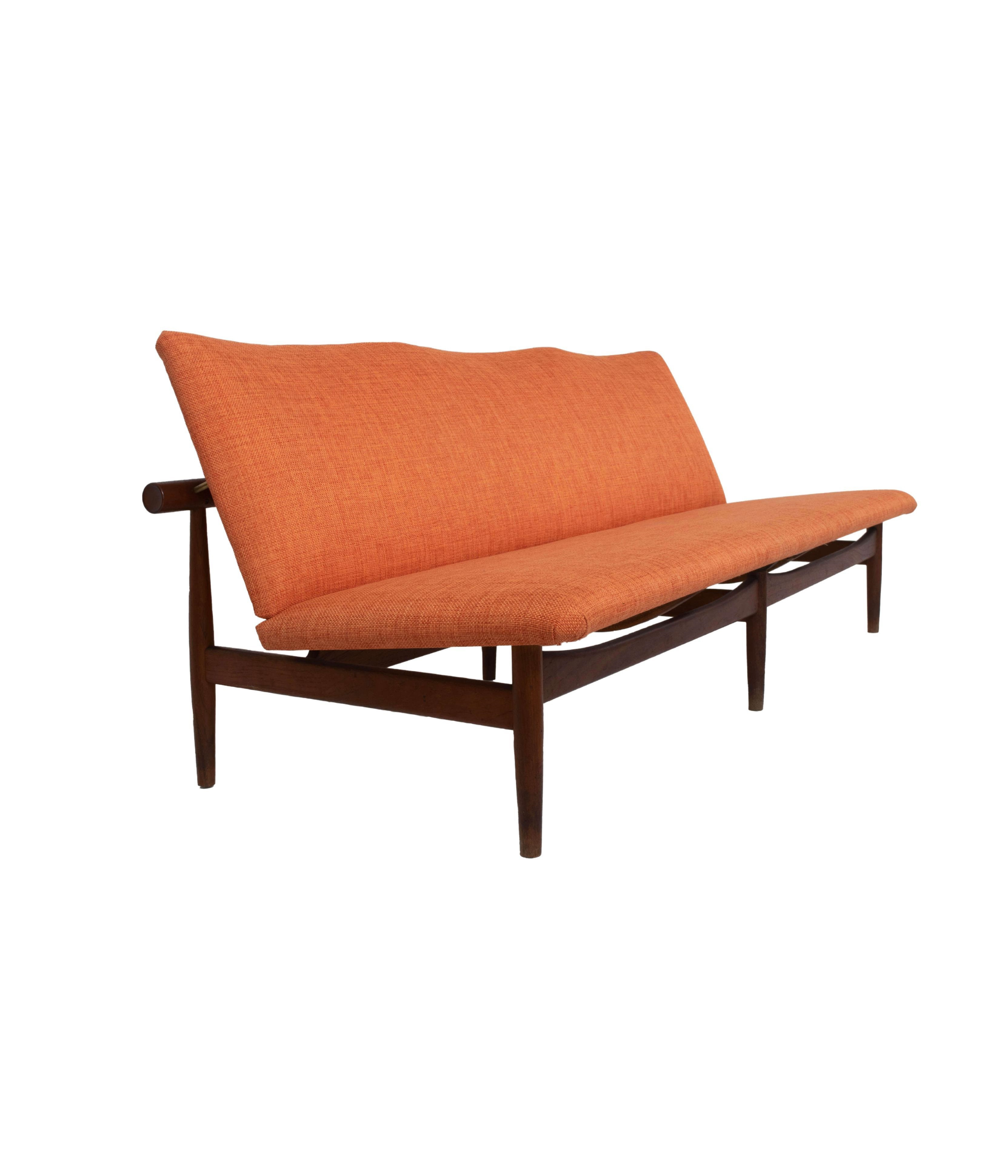 Finn_Juhl_Japan_Sofa_Model_137_in_Teak_for_France_Son_Denmark_1950s