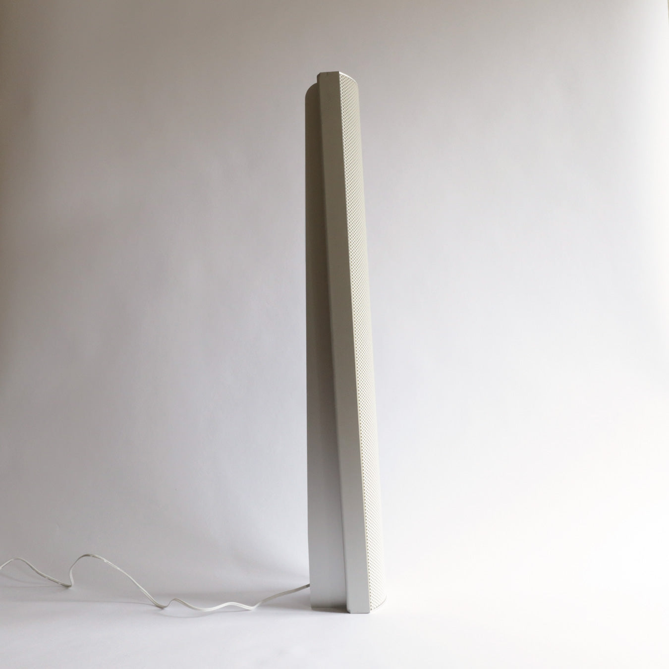 Floor_Lamp_HILLEL