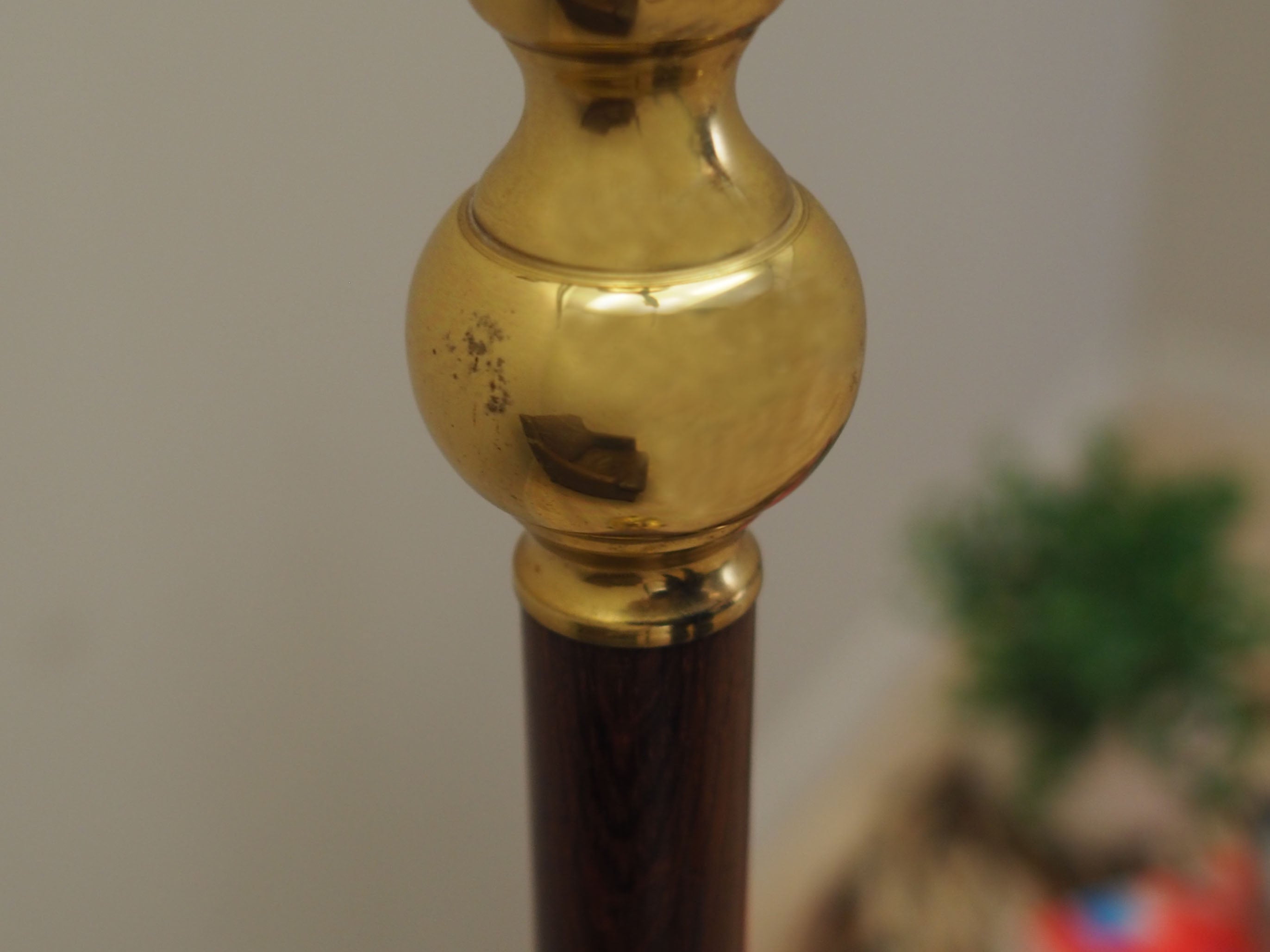 Floor_lamp_Danish_design_1970s