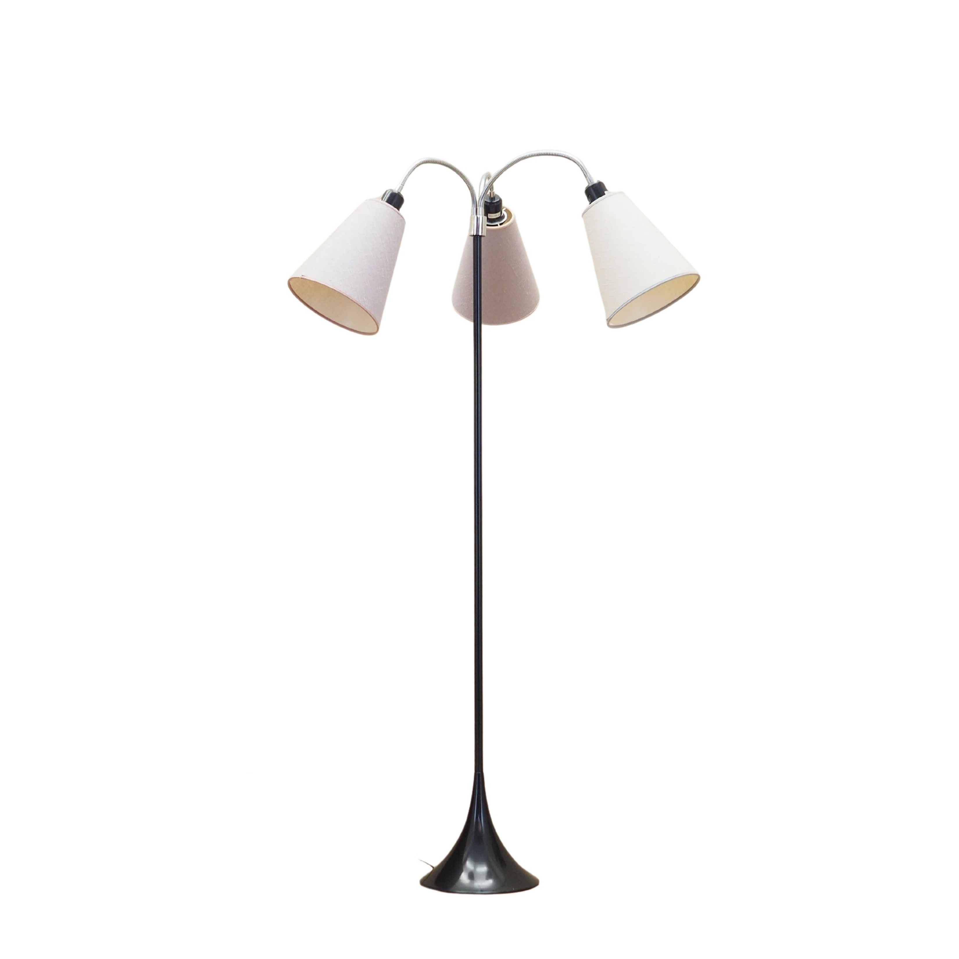 Floor_lamp_Danish_design_1970s_production_Denmark