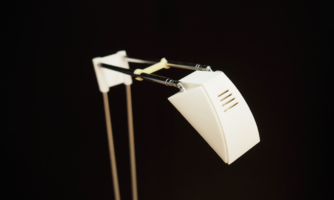 Floor_lamp_Danish_design_1970s_production_Denmark