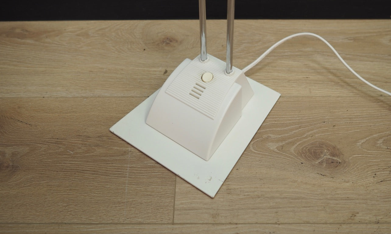 Floor_lamp_Danish_design_1970s_production_Denmark