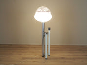 Floor_lamp_with_ashtray_Space_Age_design_1960s_production_Italy