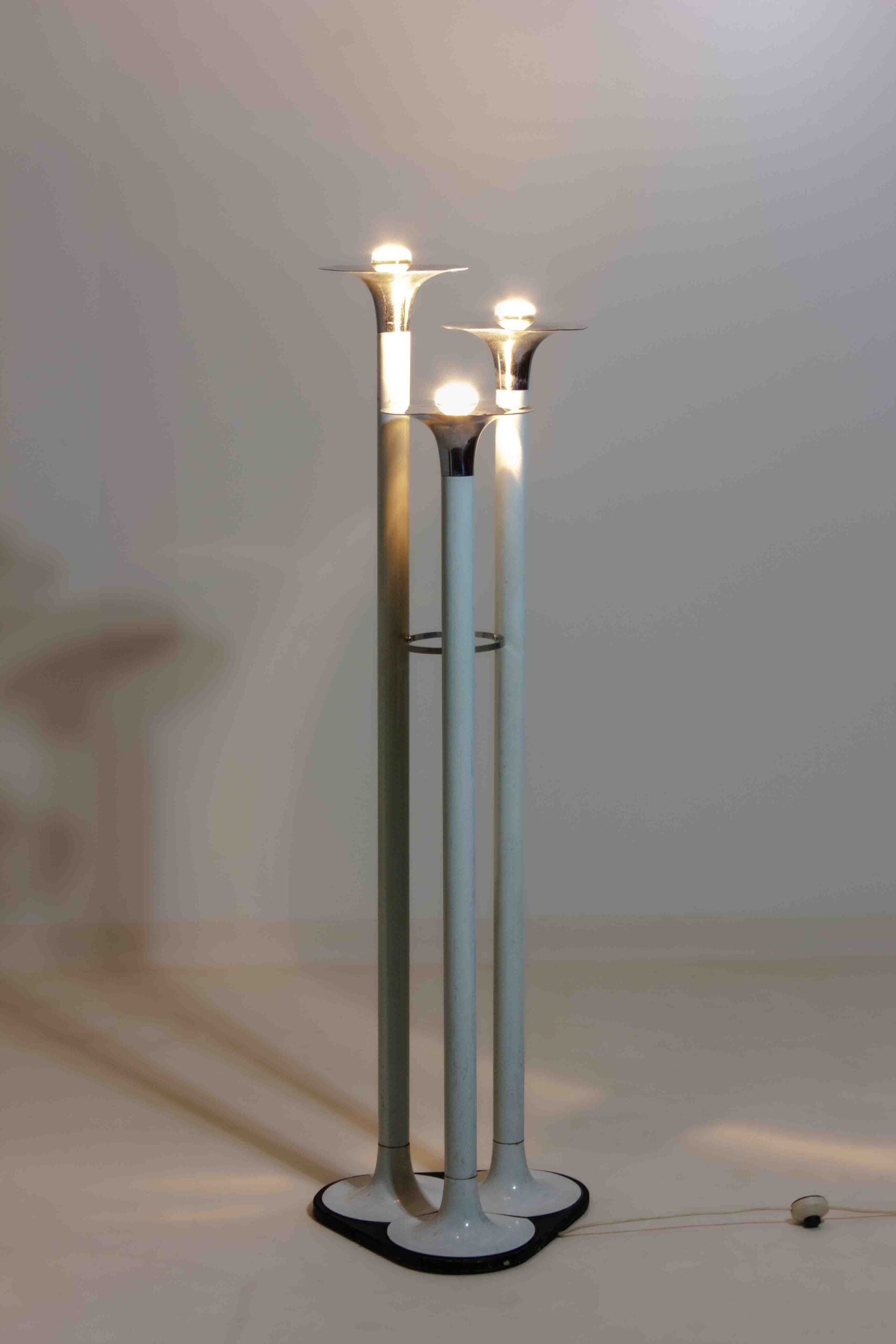 French_Trumpet_Floor_Lamp_1960s_France