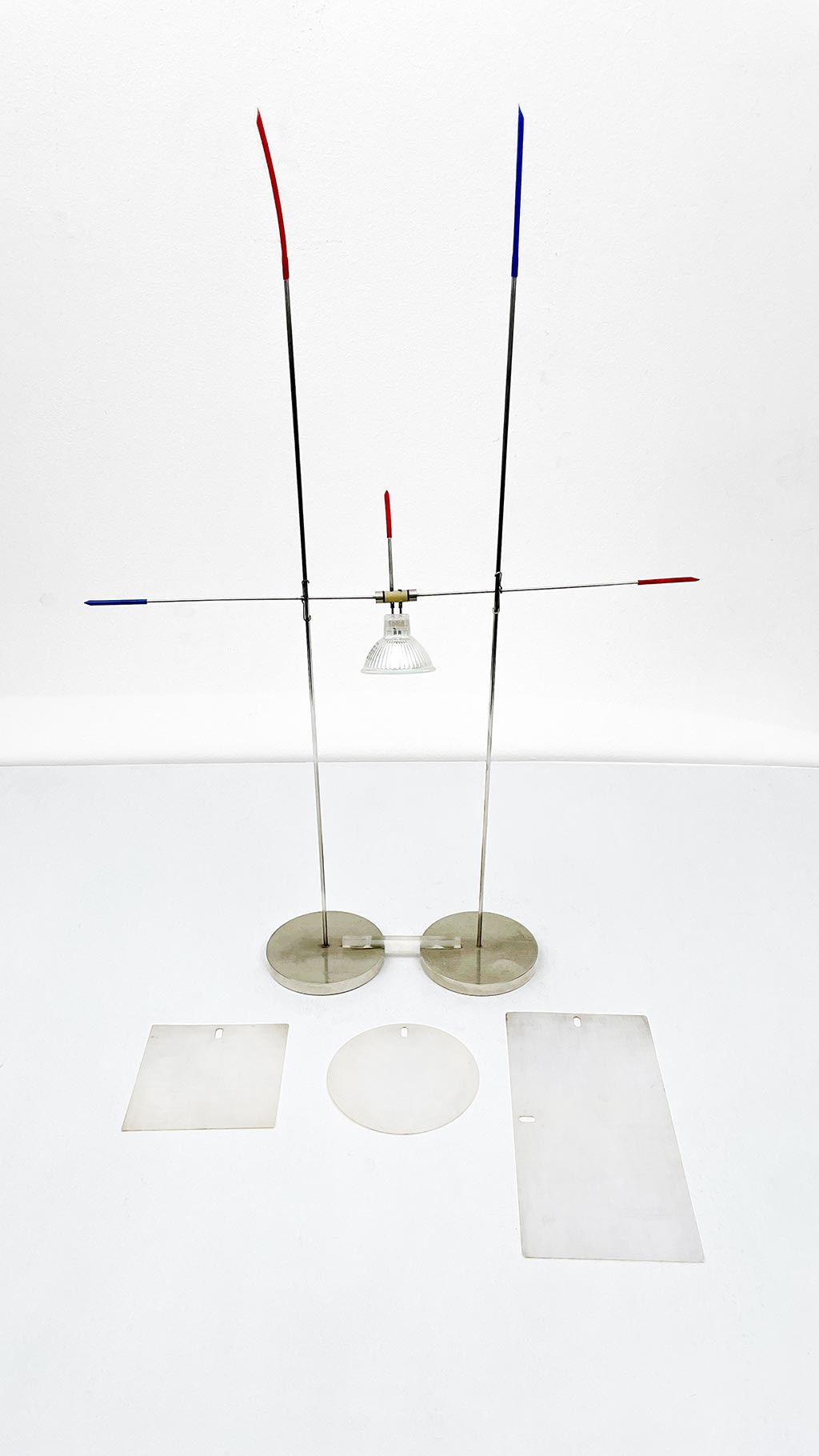 Fukushu_Table_Lamp_by_Ingo_Maurer 