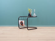 Glass_coffee_table_Danish_design_1970s_production_Denmark