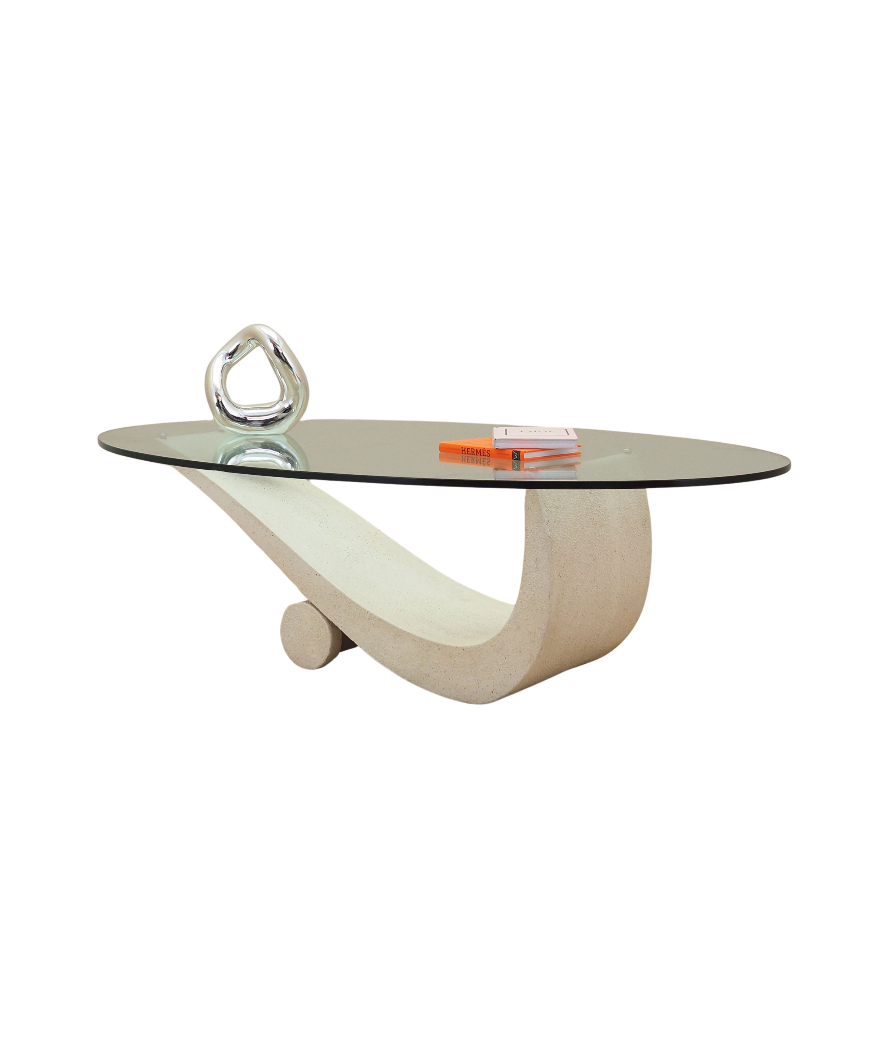 Glass_coffee_table_Italian_design_1970s_production_Italy
