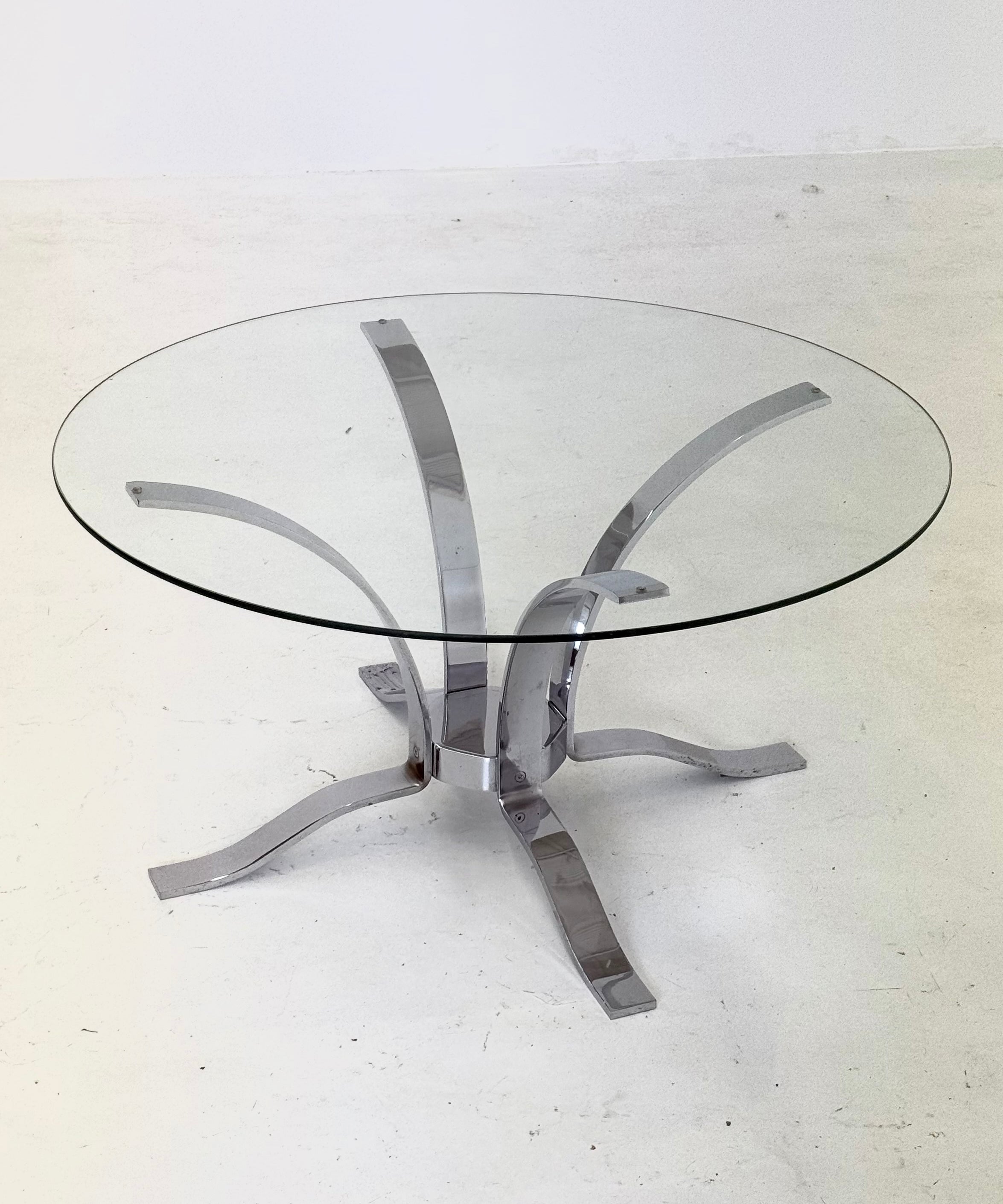 Glass_mid-century_coffee_table_with_chrome_frame
