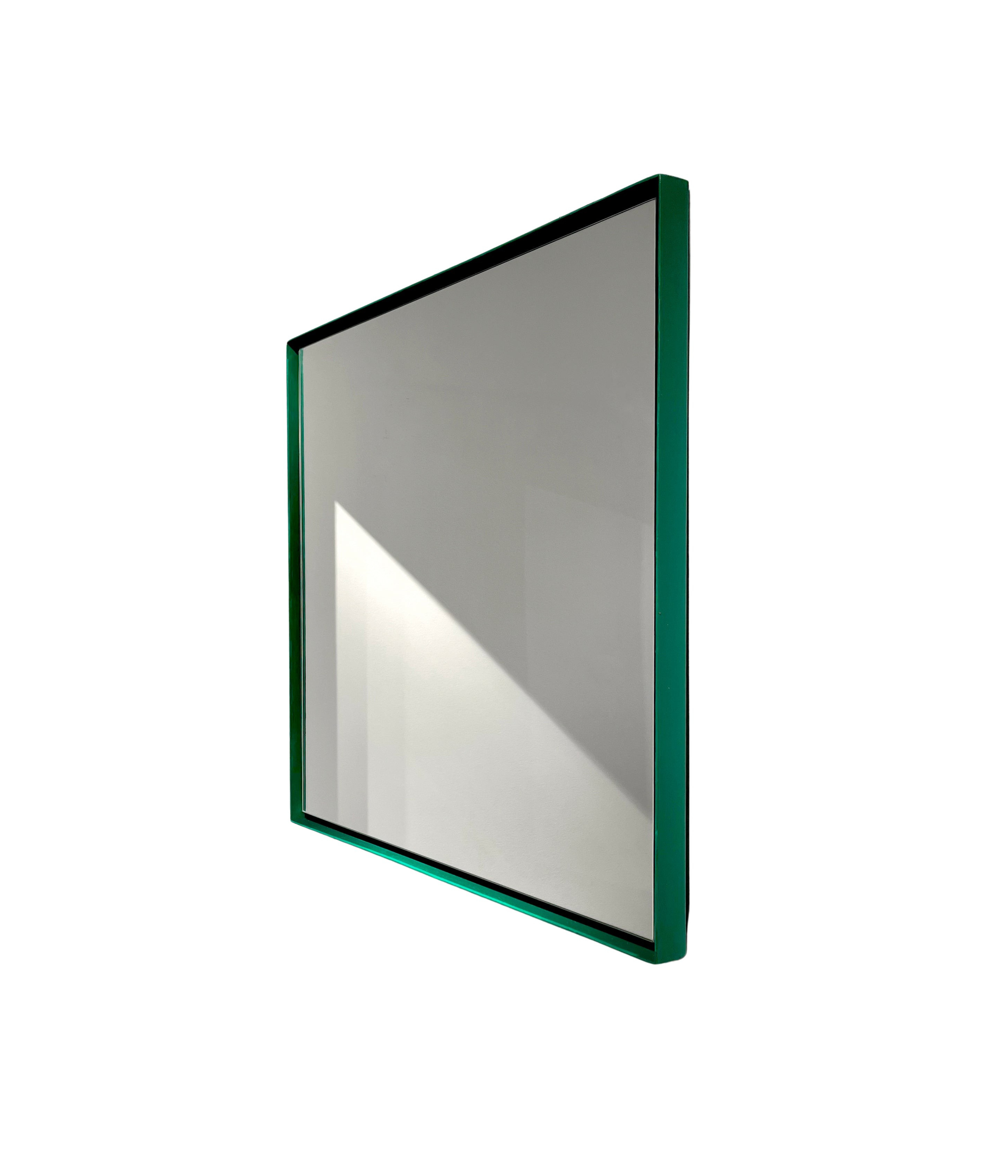 Green_Border_Mirror_by_Filipe_Condado