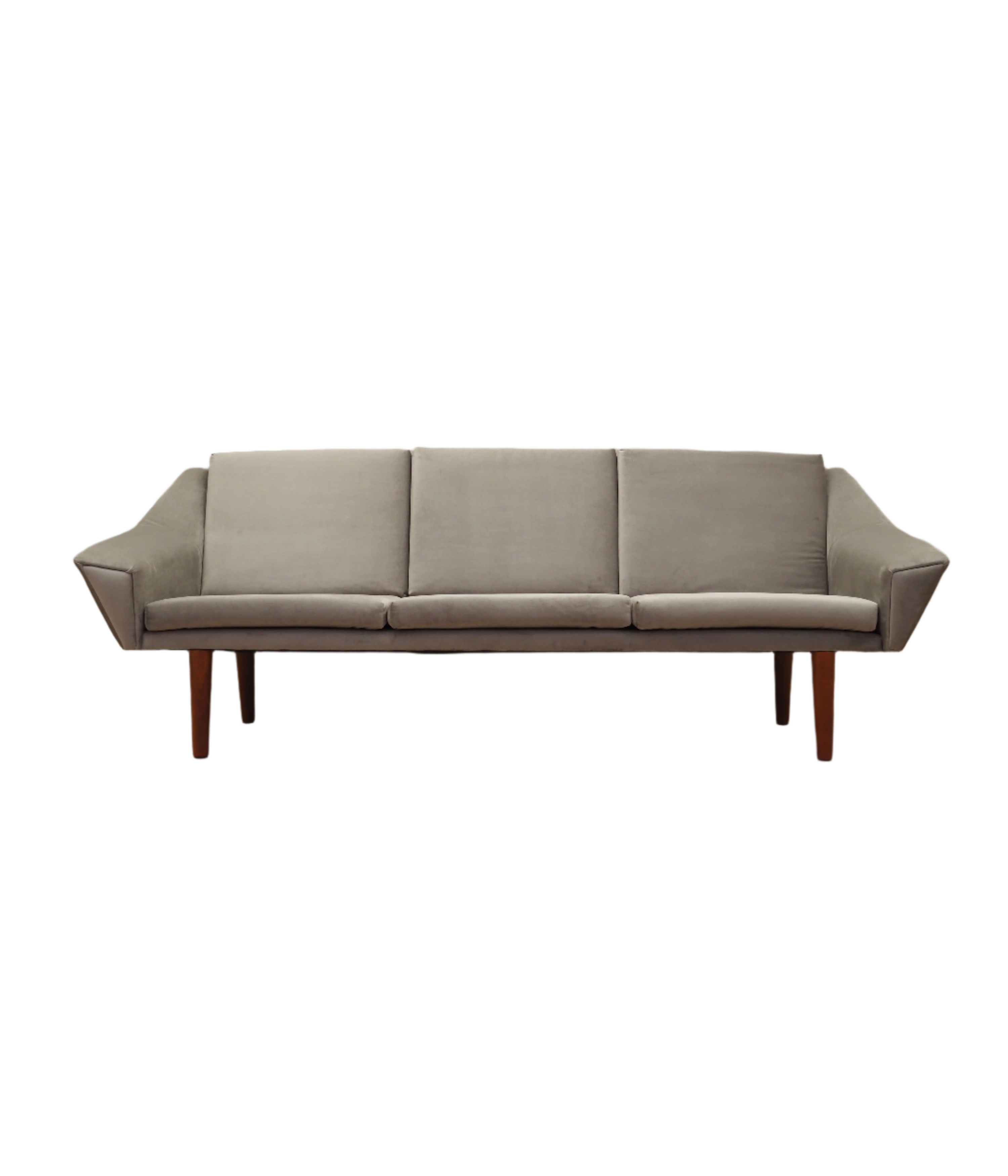 Grey_velour_sofa_Danish_design_1980s_production_Denmark