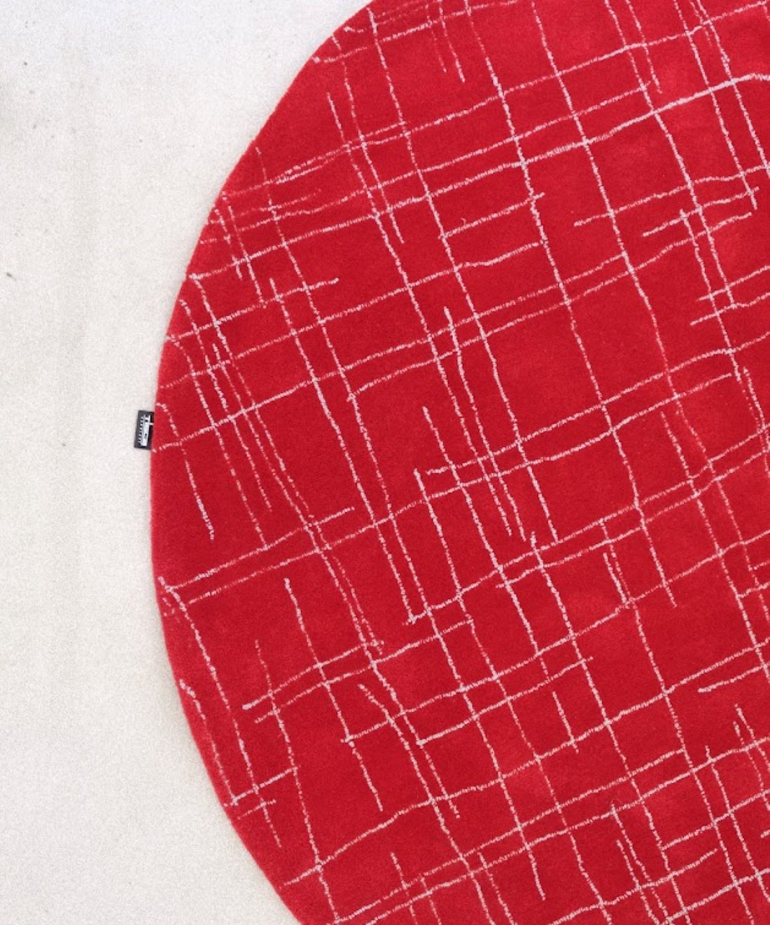 Handtufted_Vintage_Red_Circular_Rug_by_Tisca_1980_s