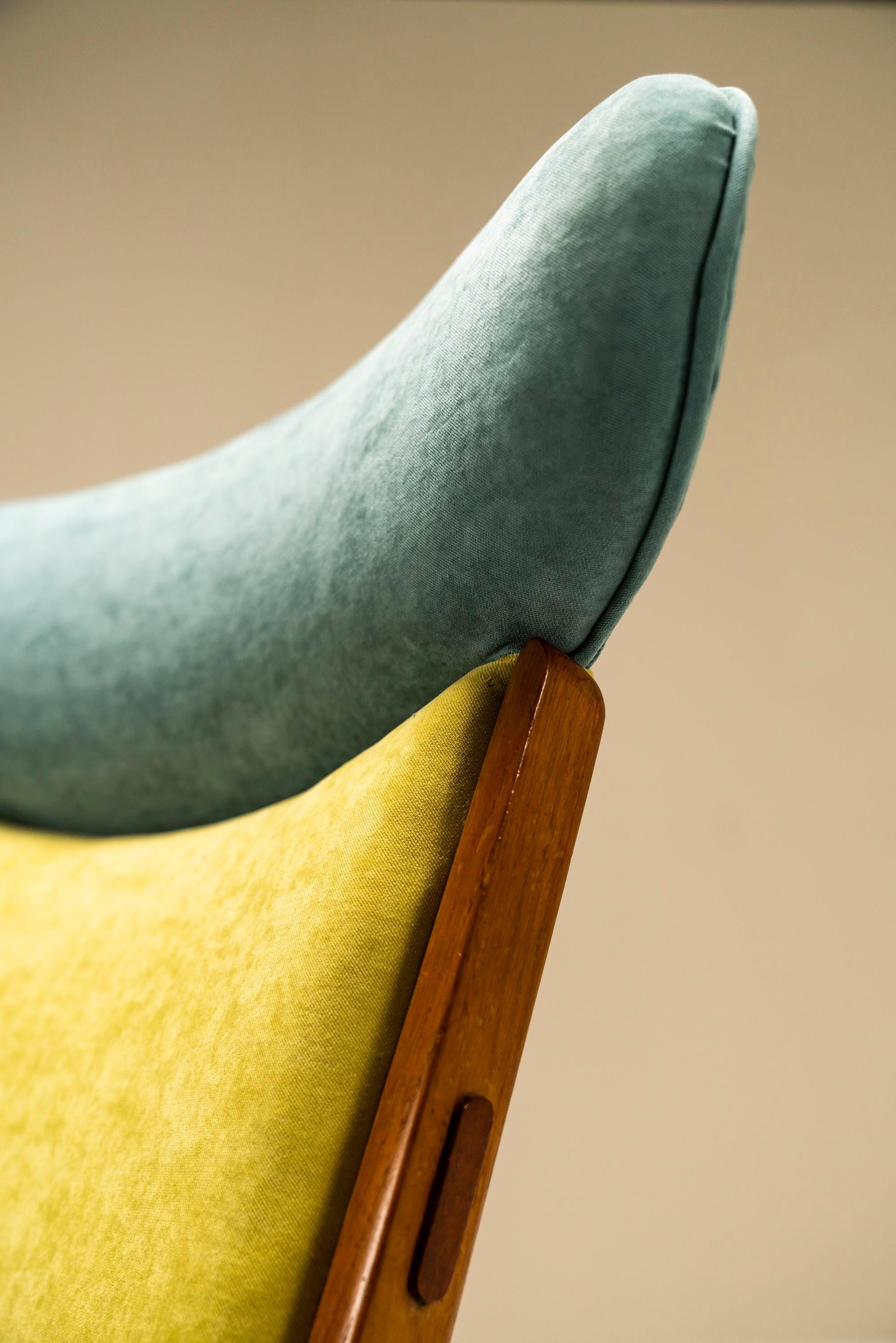 Hans_Wegner_Ap-15_Wingback_Lounge_Chair_in_Teak_and_Fabric_Denmark_1951