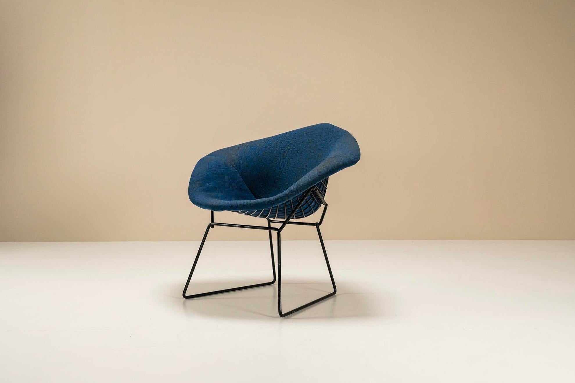 Harry_Bertoia_Diamond_Lounge_Chair_for_Knoll_USA_1980s