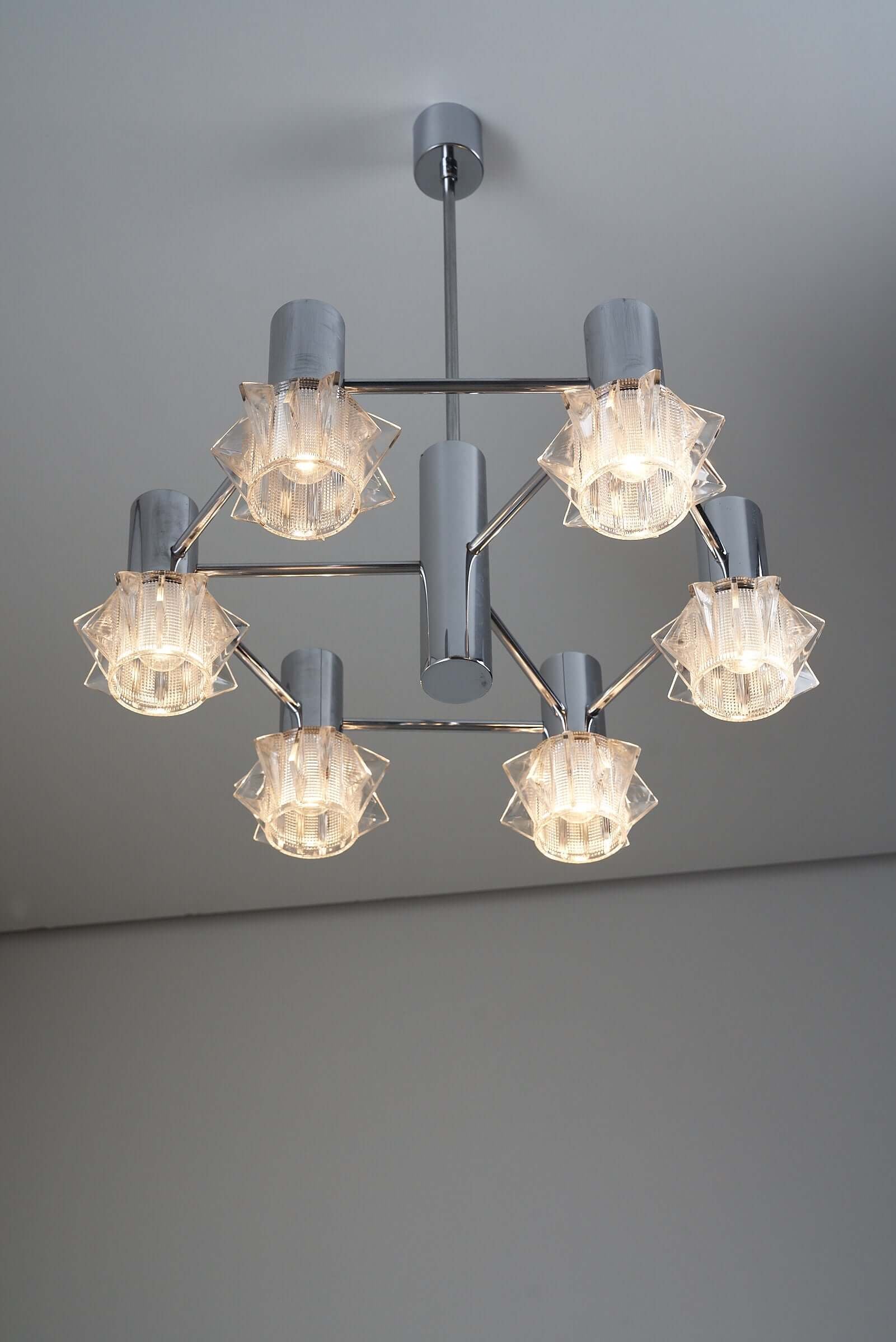 Hexagonal_Chrome_Chandelier_with_Glass_Massive