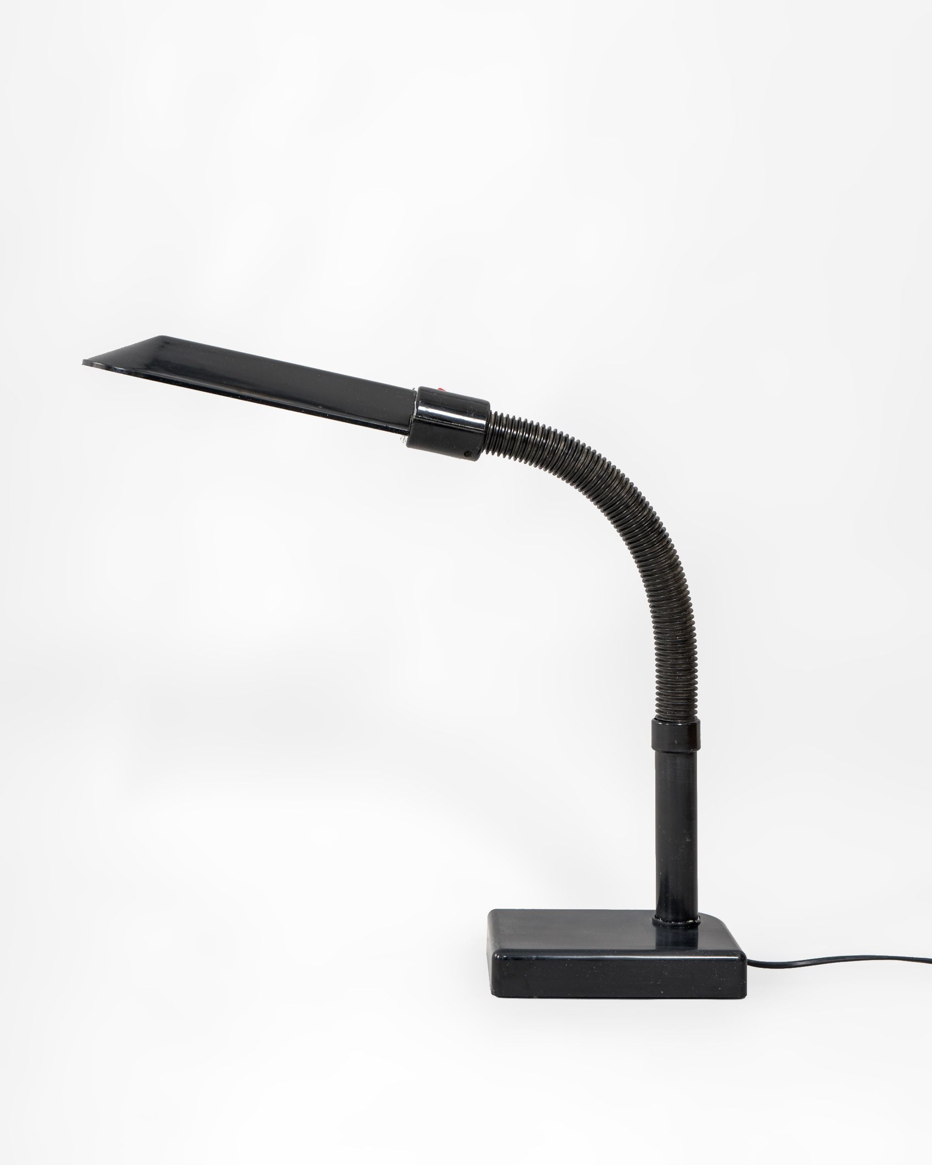 Italian_Table_Lamp_by_Sylvania_1980