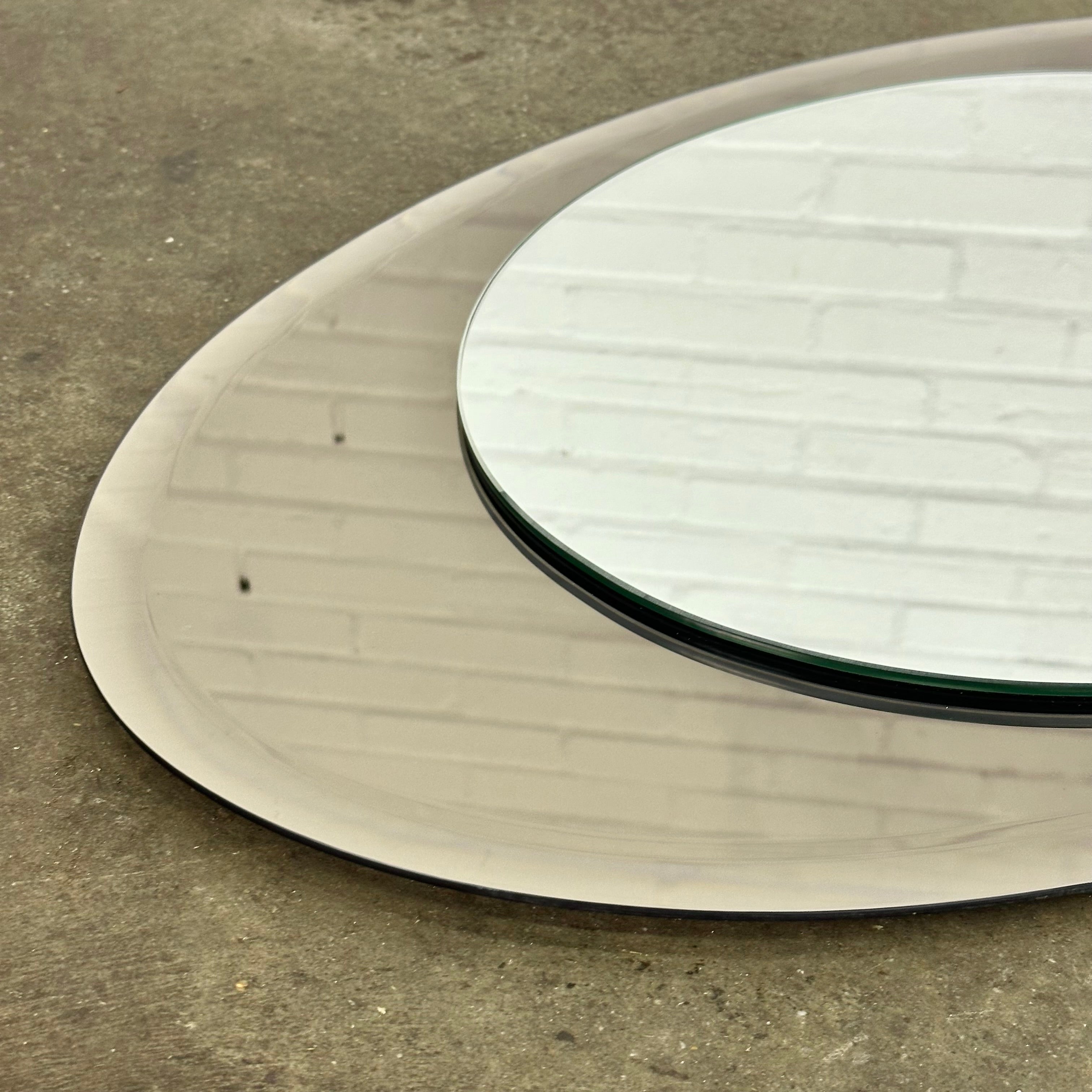 Italian_vintage_oval_mirror_with_taupe_tinted_glass