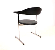 Kaufeld_Airport_037_chair_by_Geoffrey_Harcourt