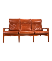 Komfort_3-seater_leather_sofa_by_Arne_Wahl_Iversen,_1960