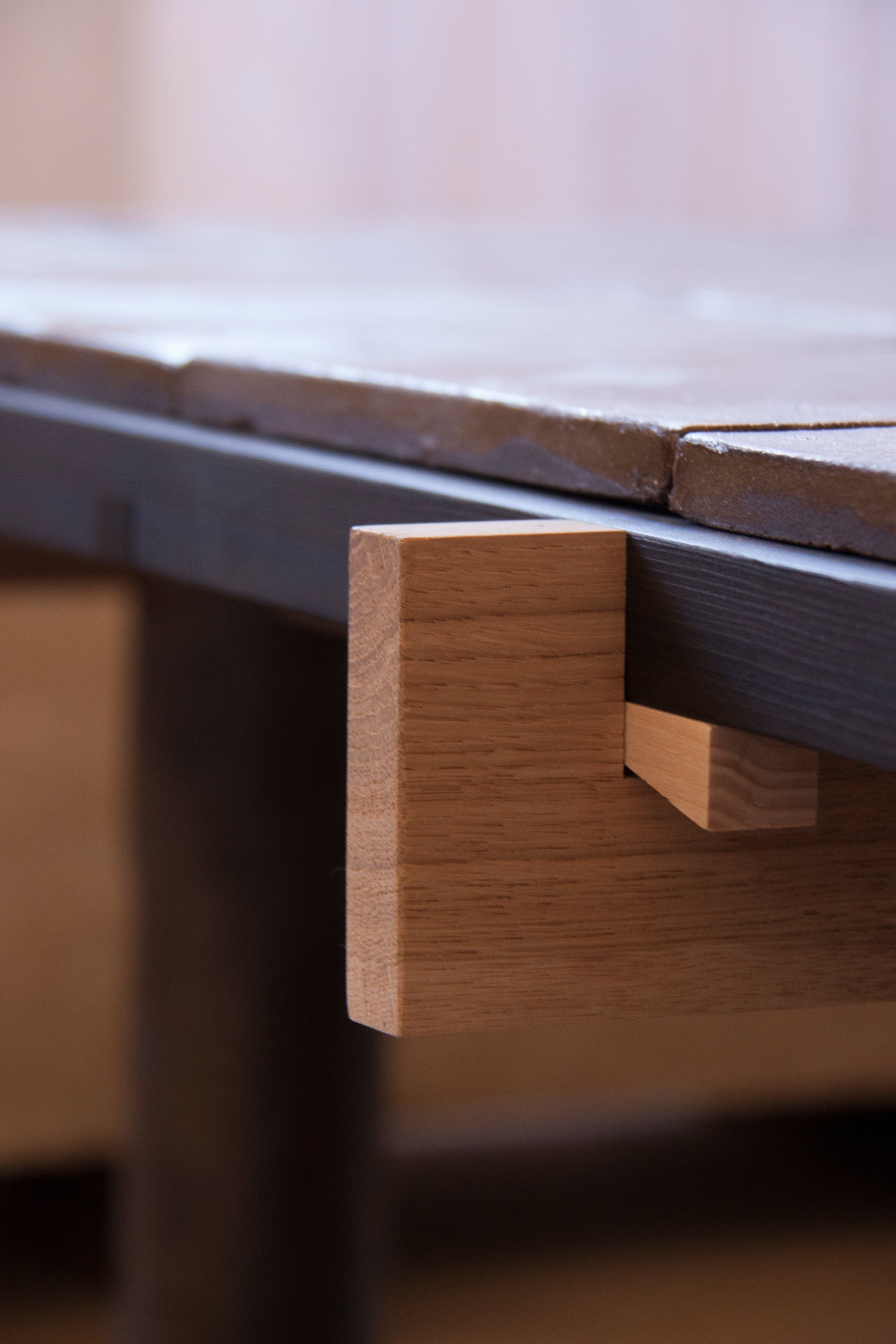 La_Taulo_Coffee_Table_By_Thomas_Morineau_Barthelemy