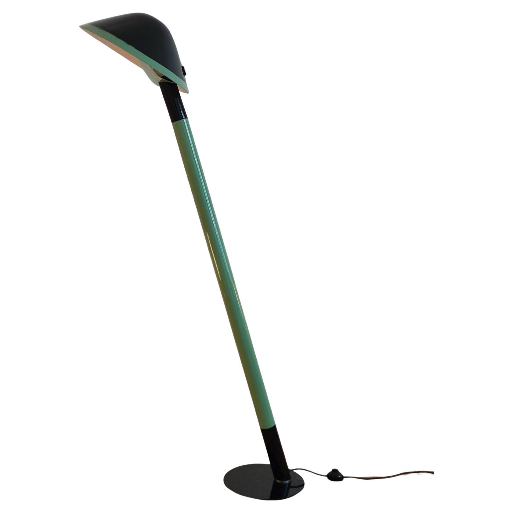 Lacquered_floor_lamp_-_the_man_who_leans_France_1970