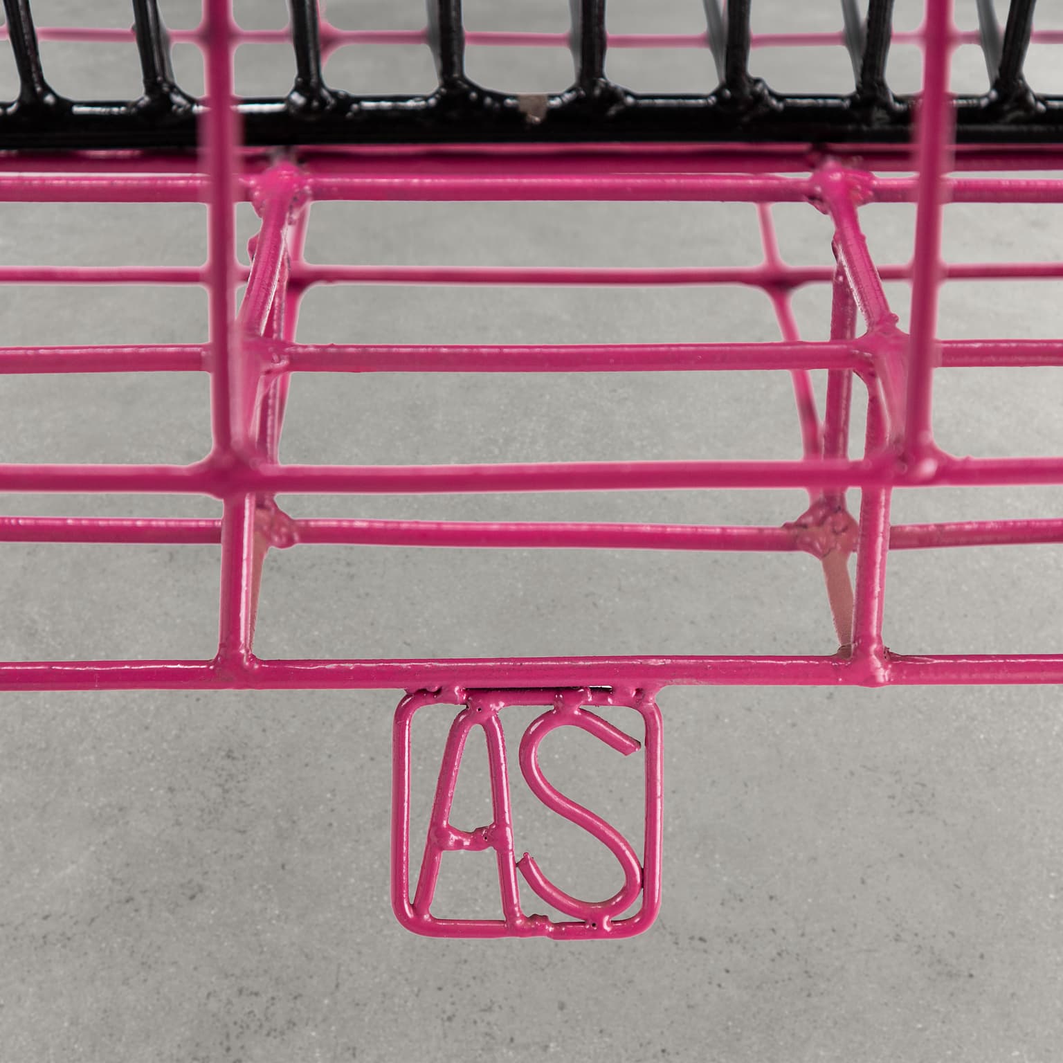 Lady_Armchair_Minimalisti_Series_Iron_Design_Anacleto_Spazzapan