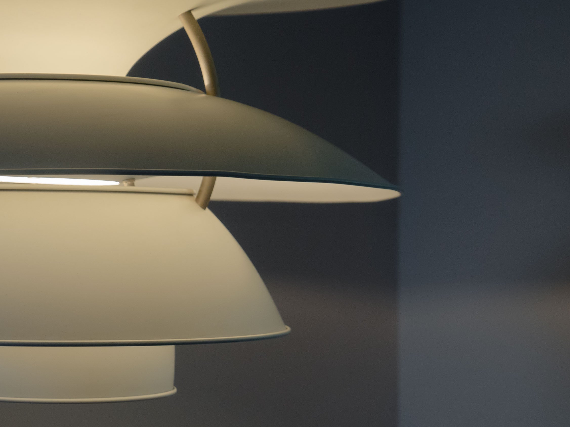 Louis_Poulsen_PH_5-4_Charlottenborg_Pendant_by_Poul_Henningsen