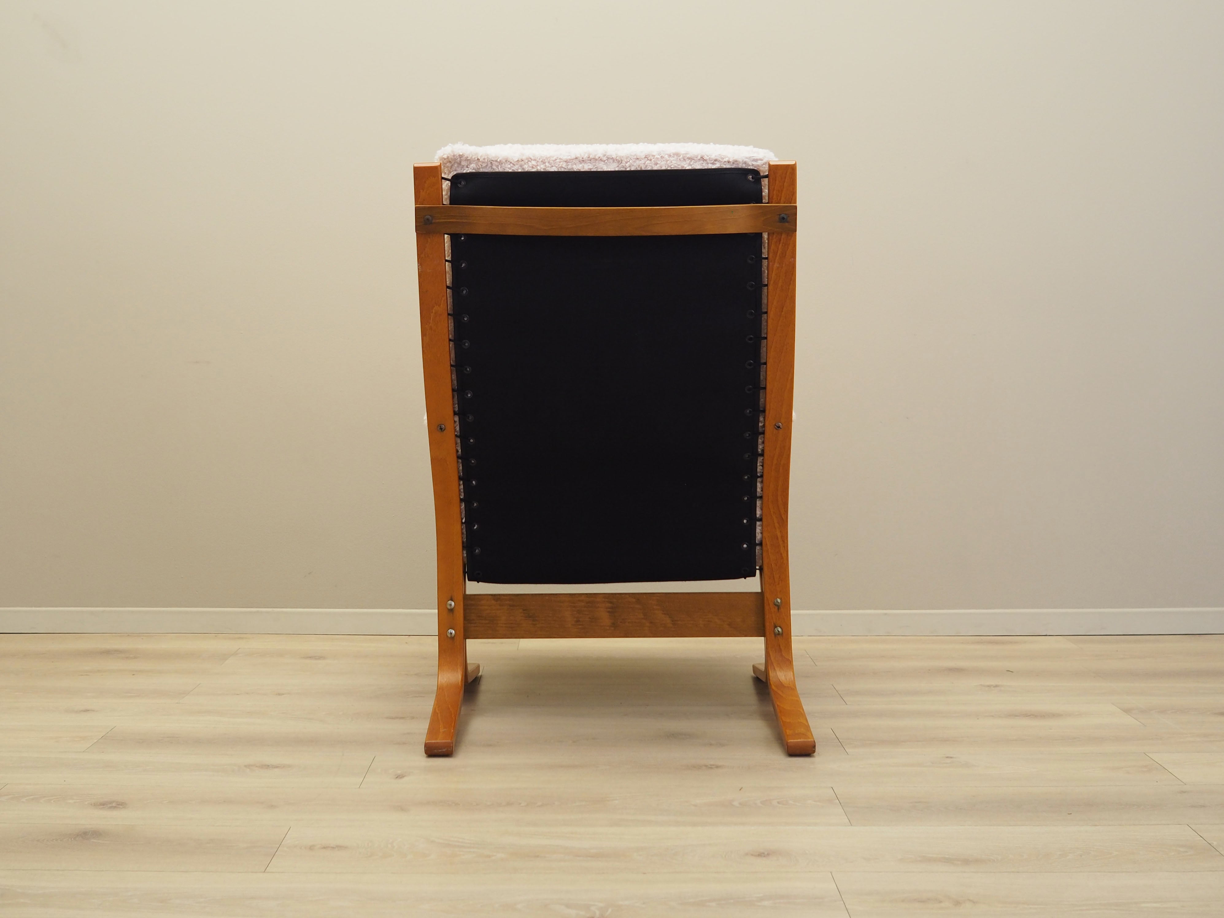 Lounge_armchair_Norwegian_design_1970s_designer_Ingmar_Relling_manufacturer_Westnofa