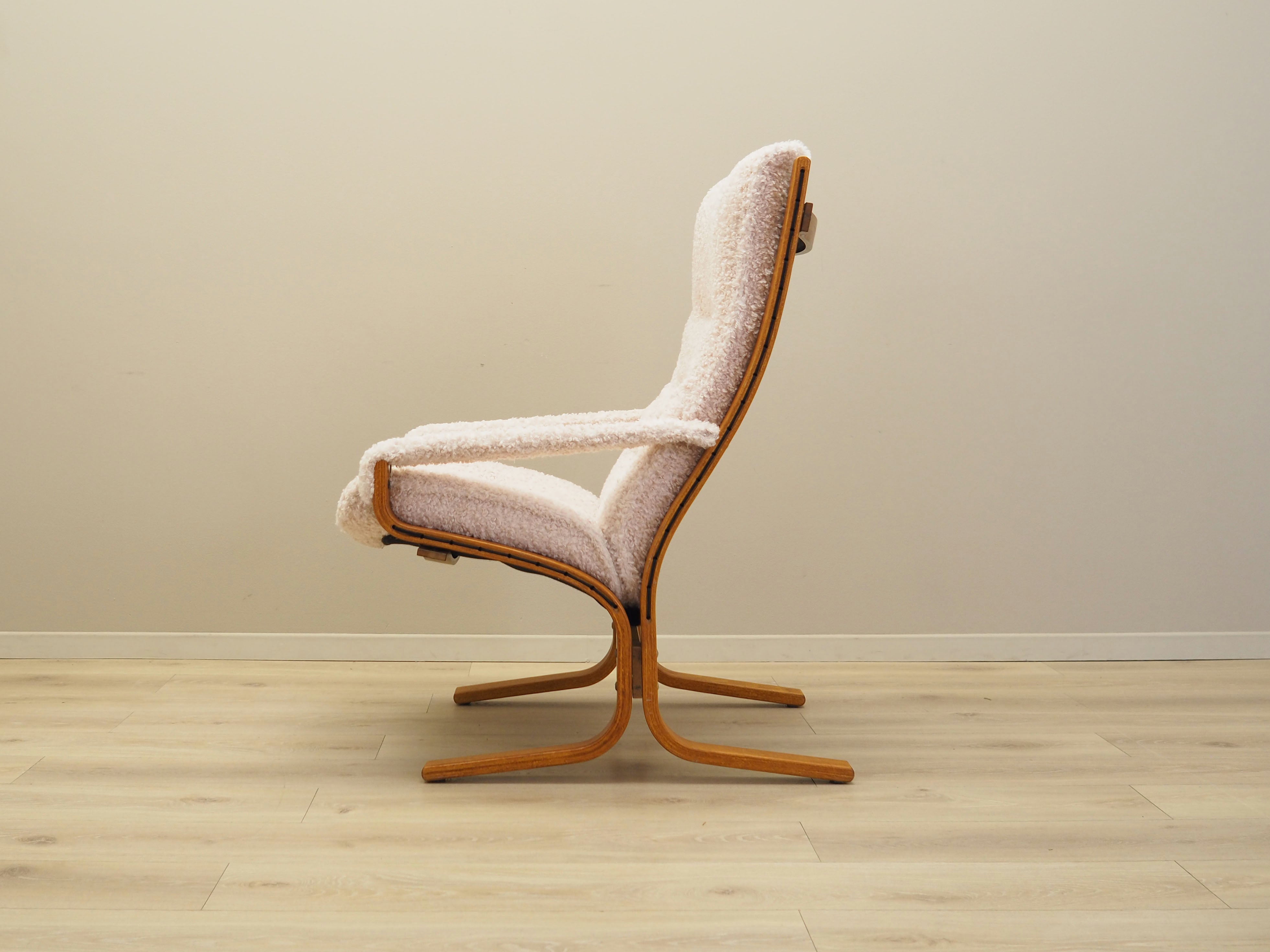 Lounge_armchair_Norwegian_design_1970s_designer_Ingmar_Relling_manufacturer_Westnofa