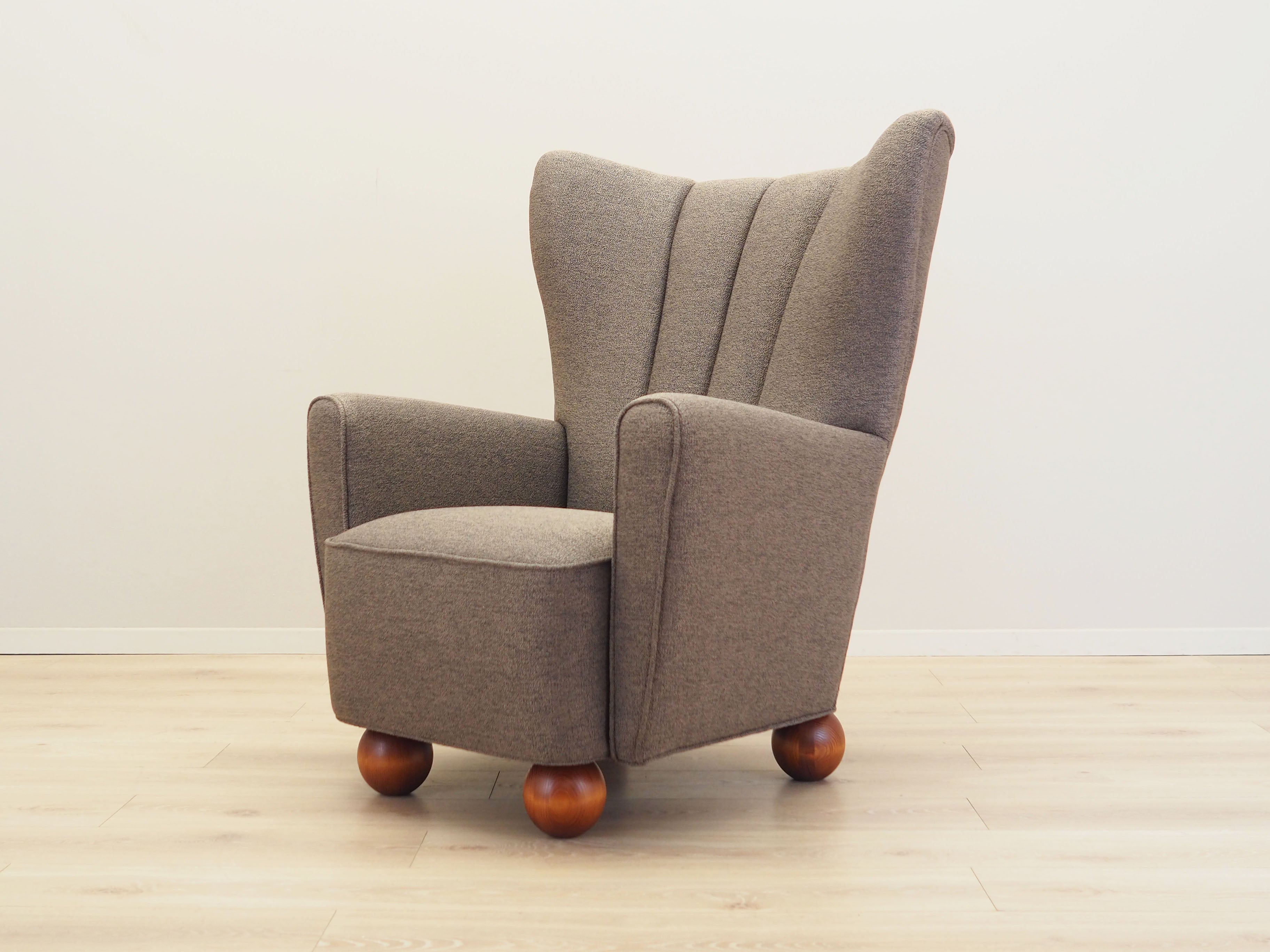 Lounge_armchair_Scandinavian_design_production_Denmark